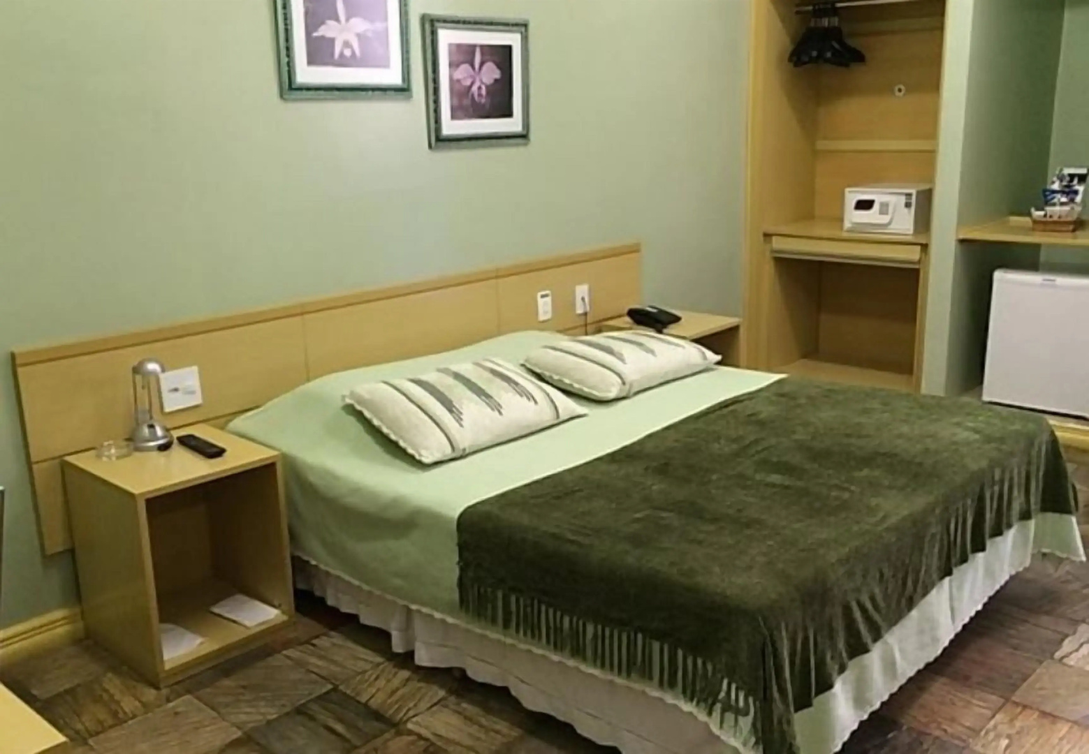 Hotel Verdes Mares