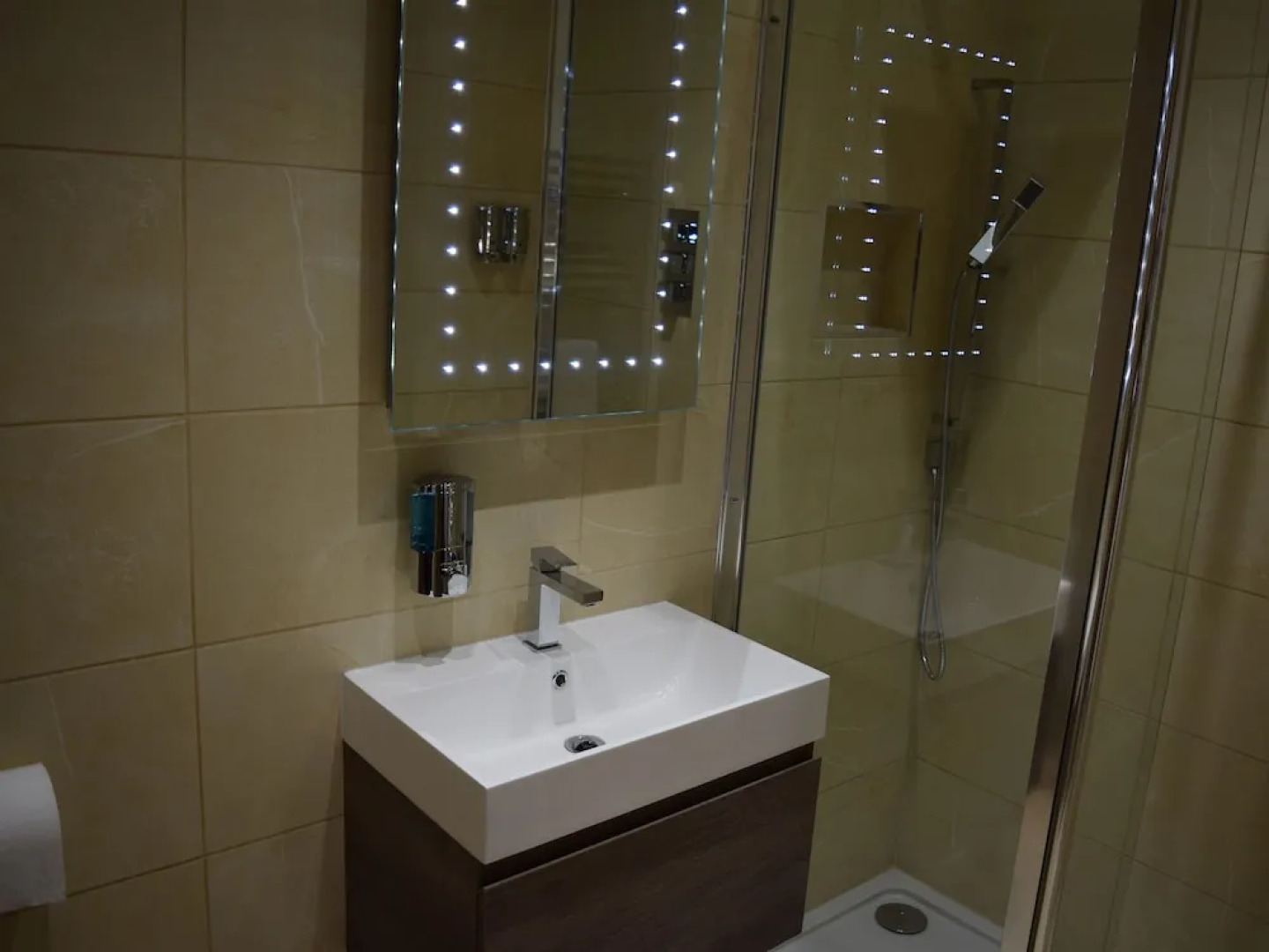 Godwin Court Serviced Apartments