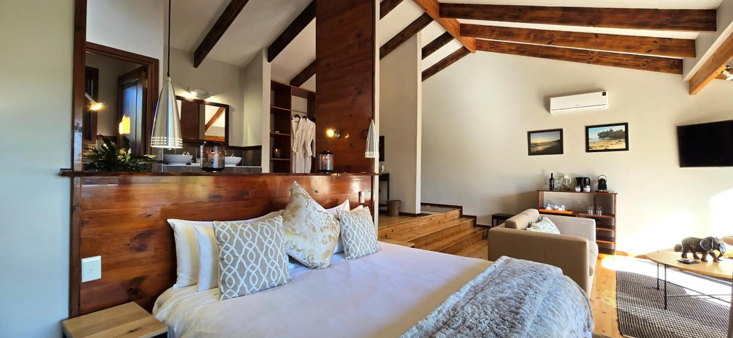 Elephant Hide of Knysna Guest Lodge