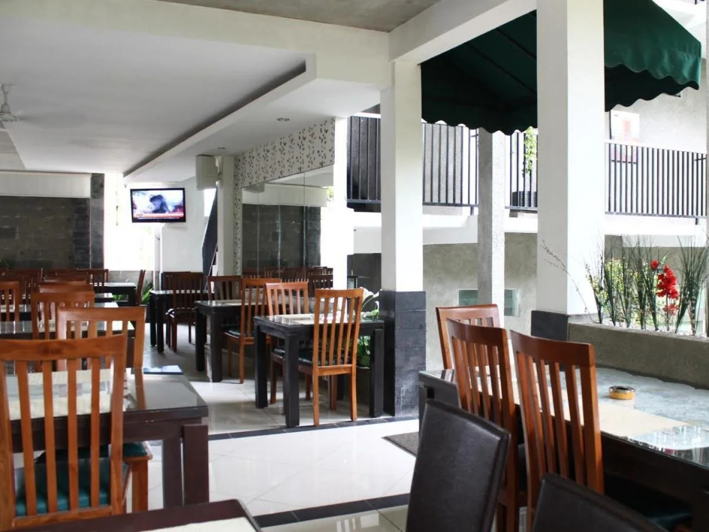 ZEN Rooms Safwah Bintaro Syariah