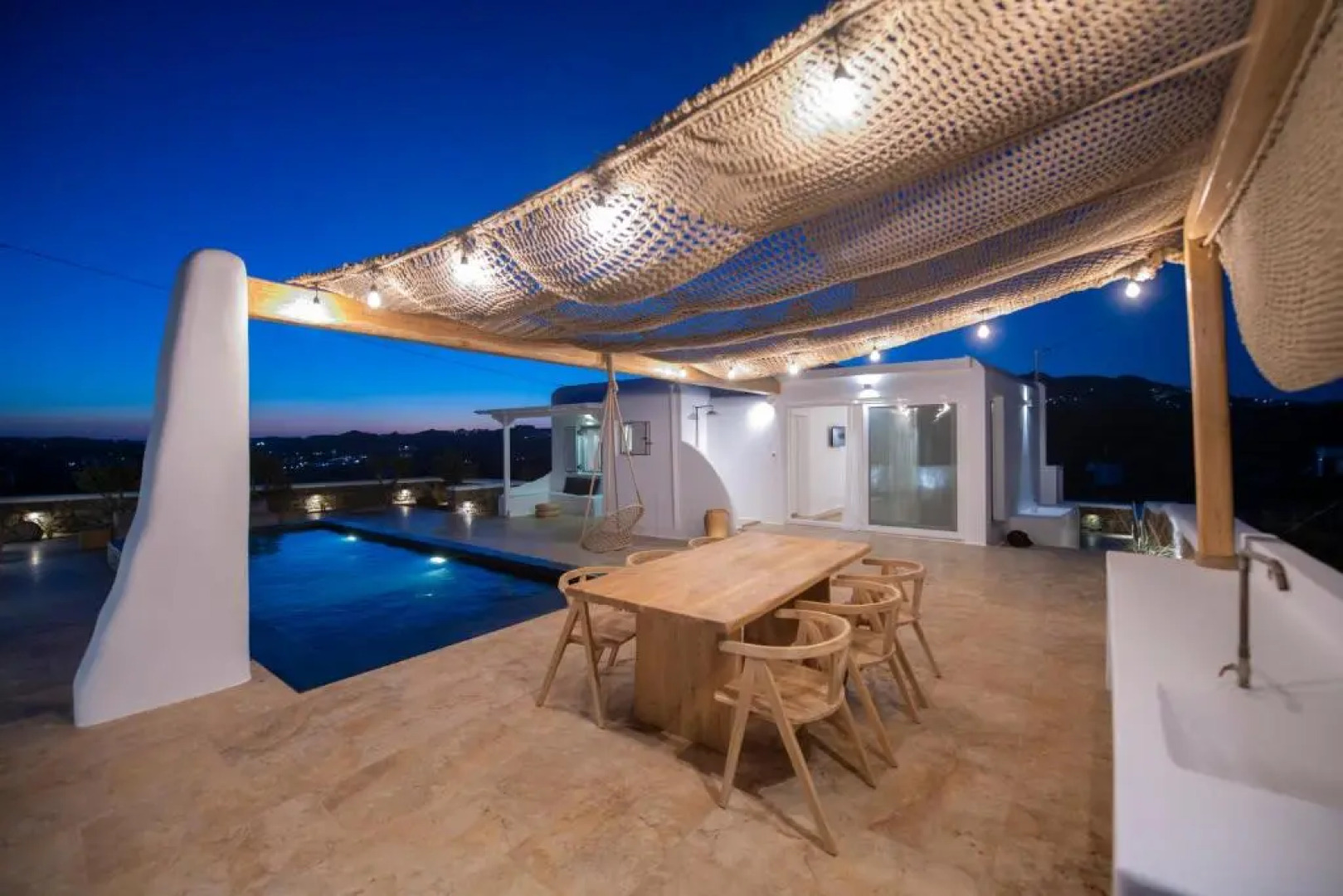 Little Villa amid Super Paradise-JackieO' Mykonos