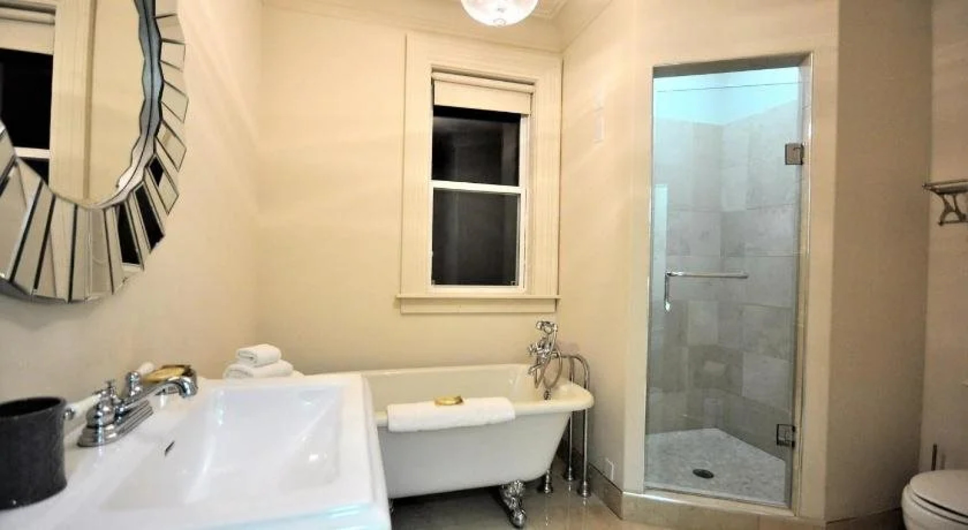 Bannerman Park Suites