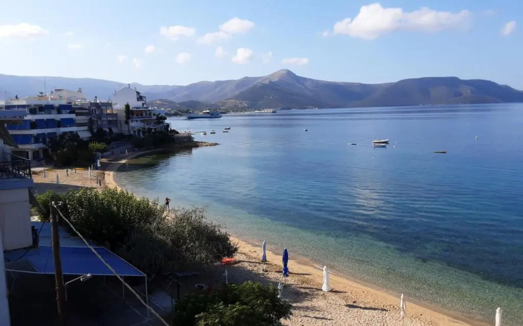 Nea Styra seafront apartment with stunning view