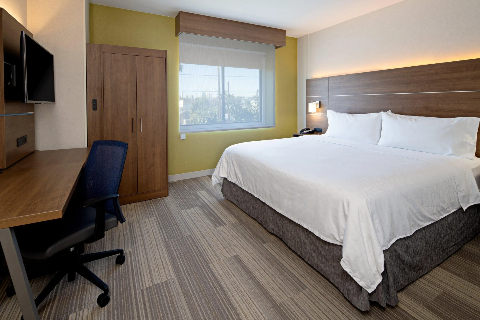Holiday Inn Express Los Angeles Airport by IHG