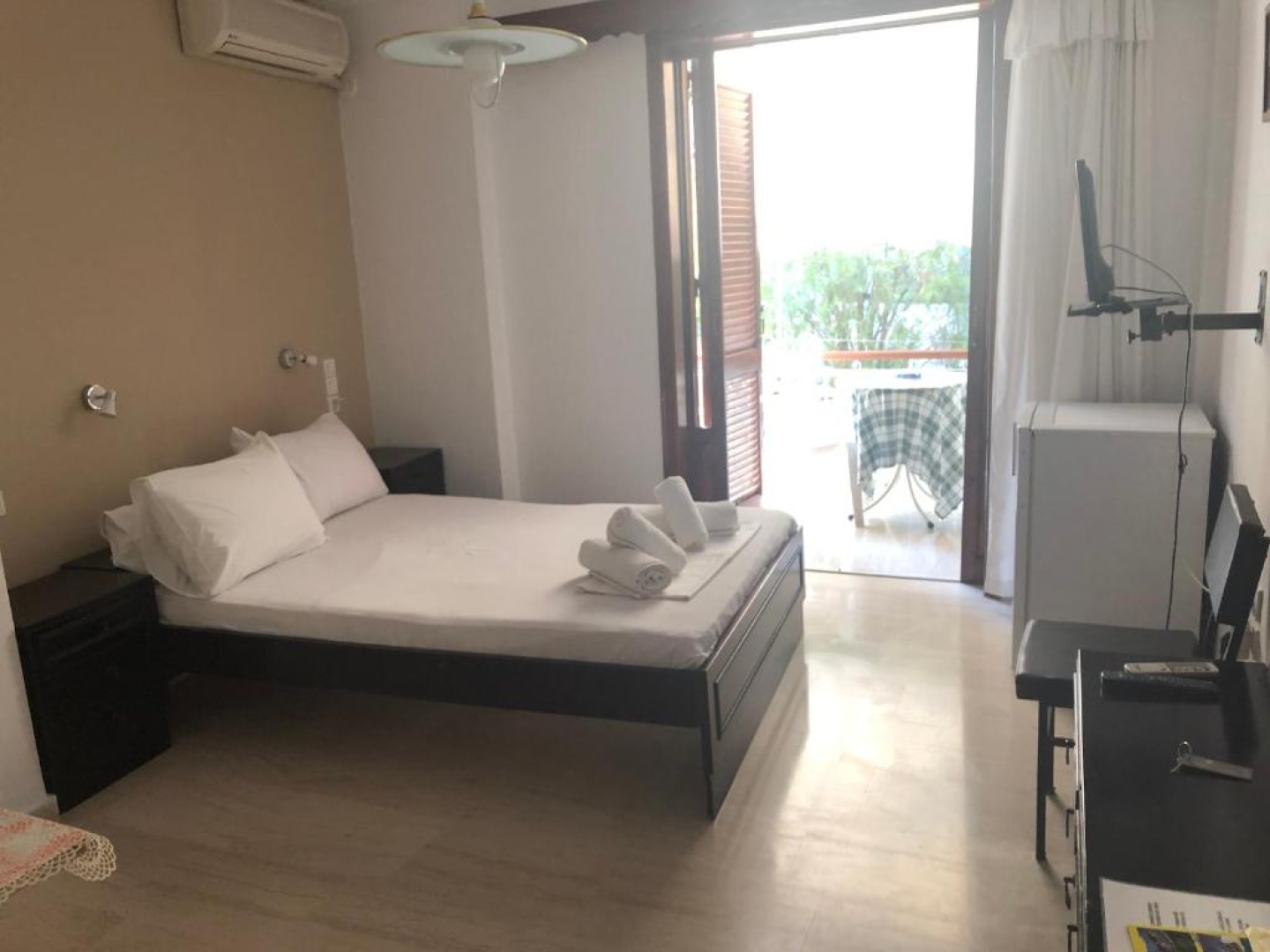 Dimitris Rooms