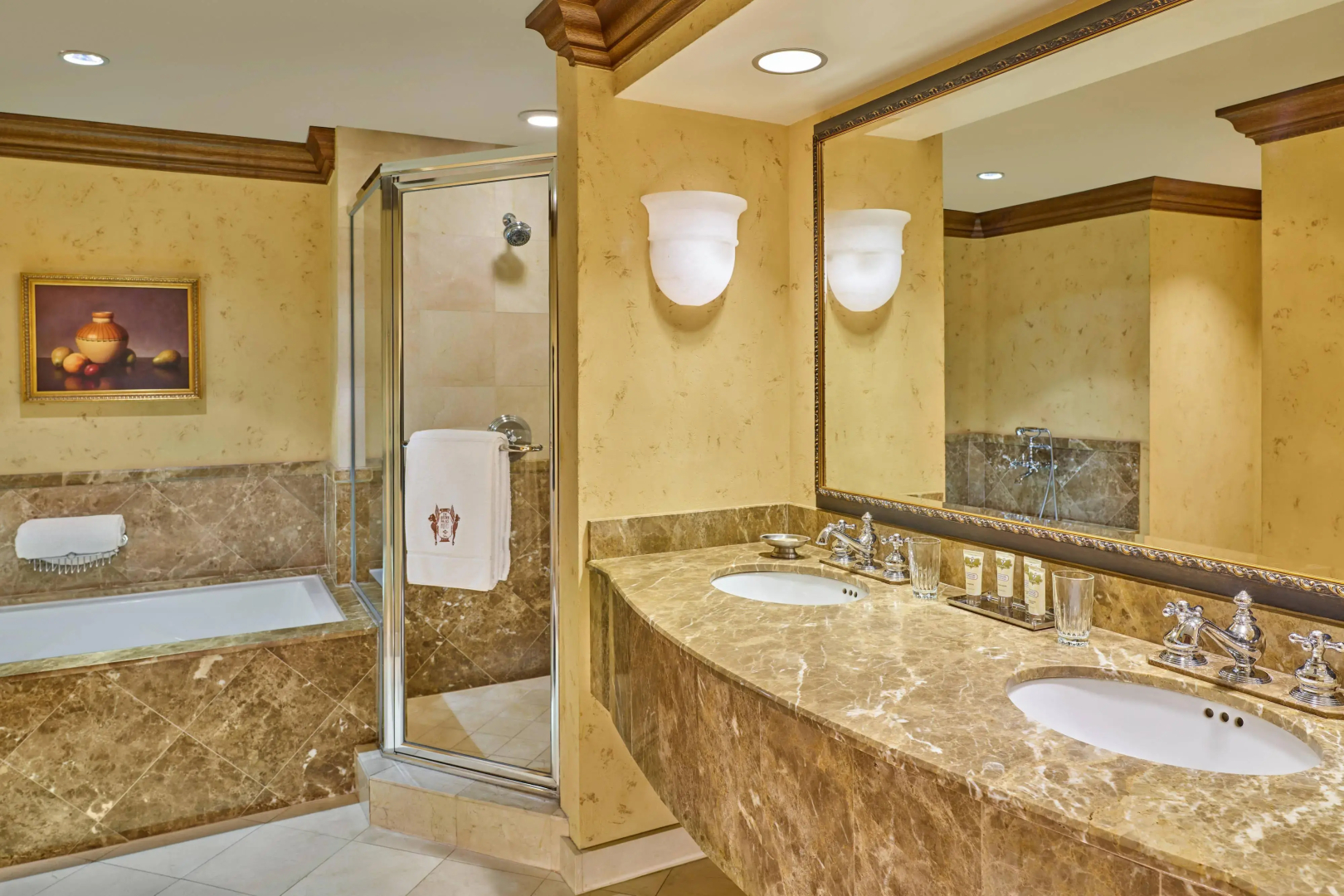 Отель The Brown Palace Hotel and Spa, Autograph Collection