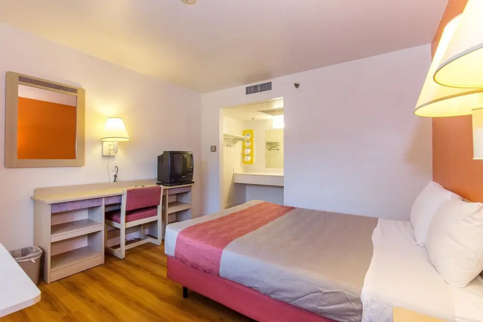 Motel 6 Vallejo - Maritime North