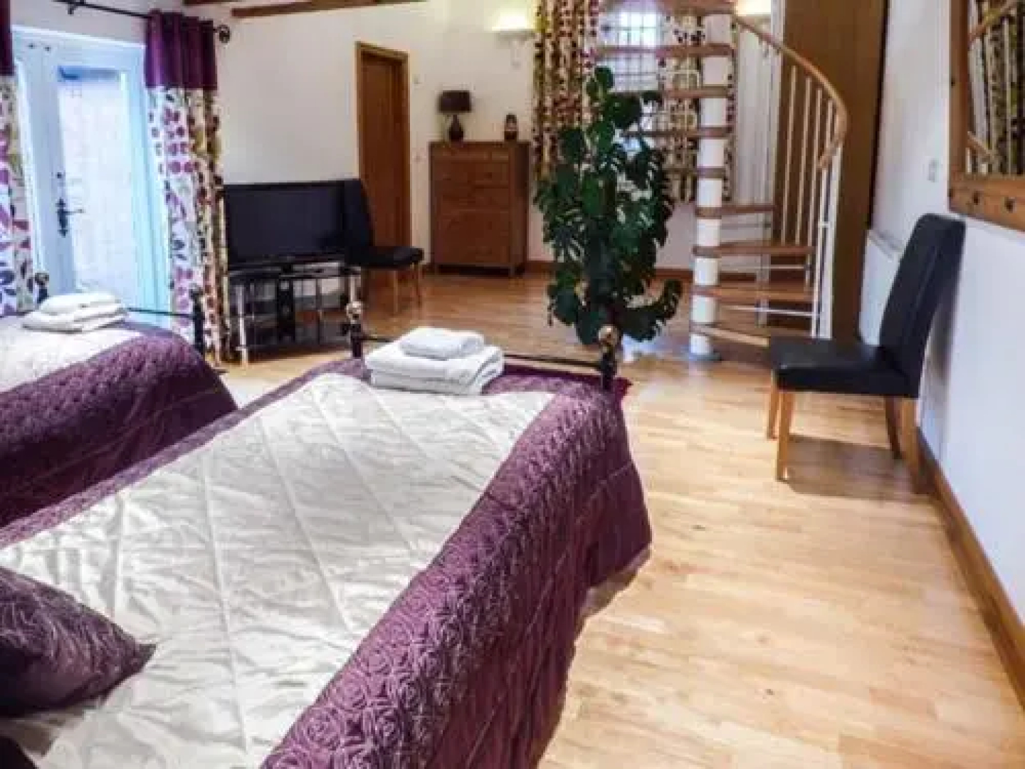 The Barn Ivy Cottage