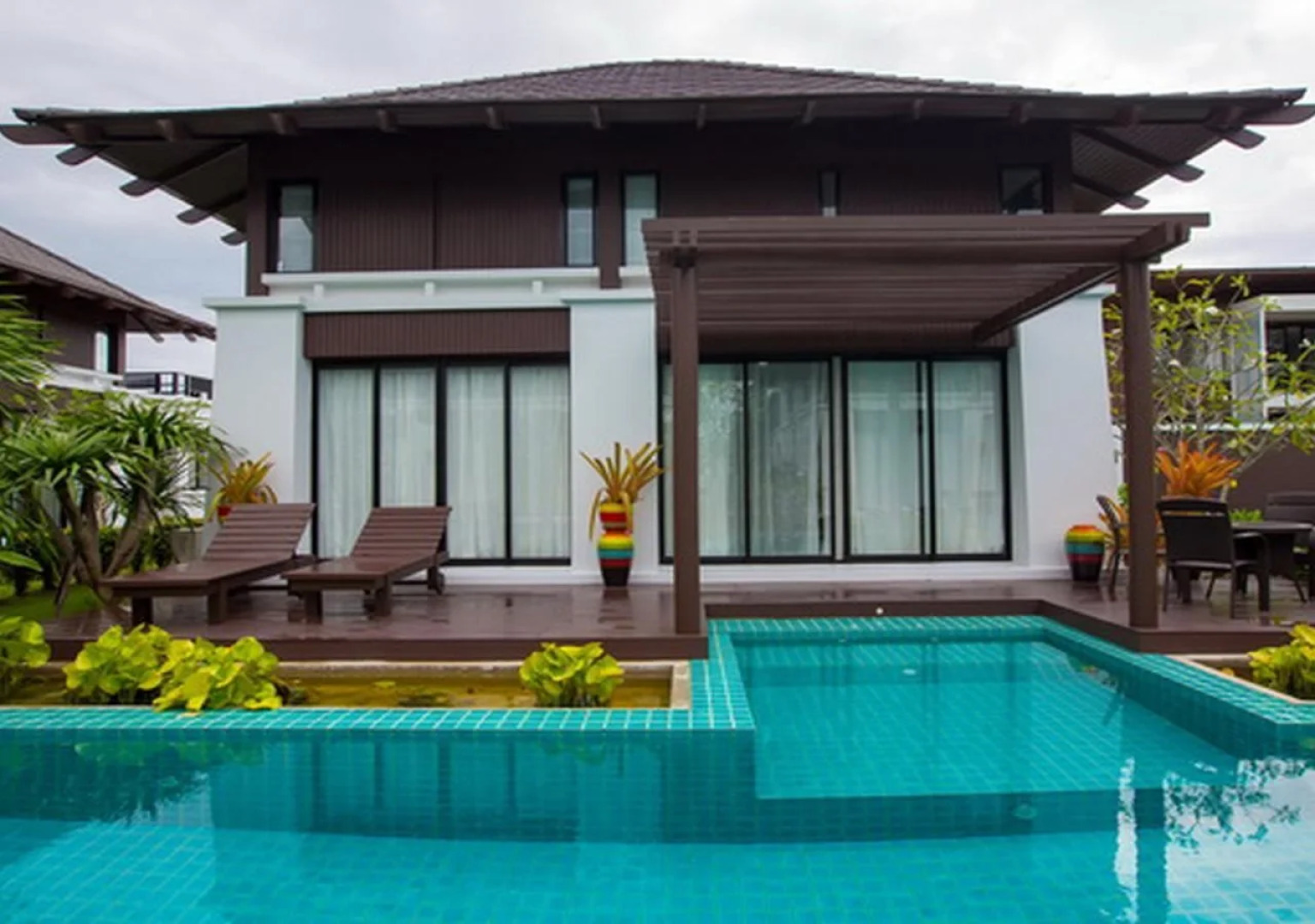 The Oriental Beach Resort