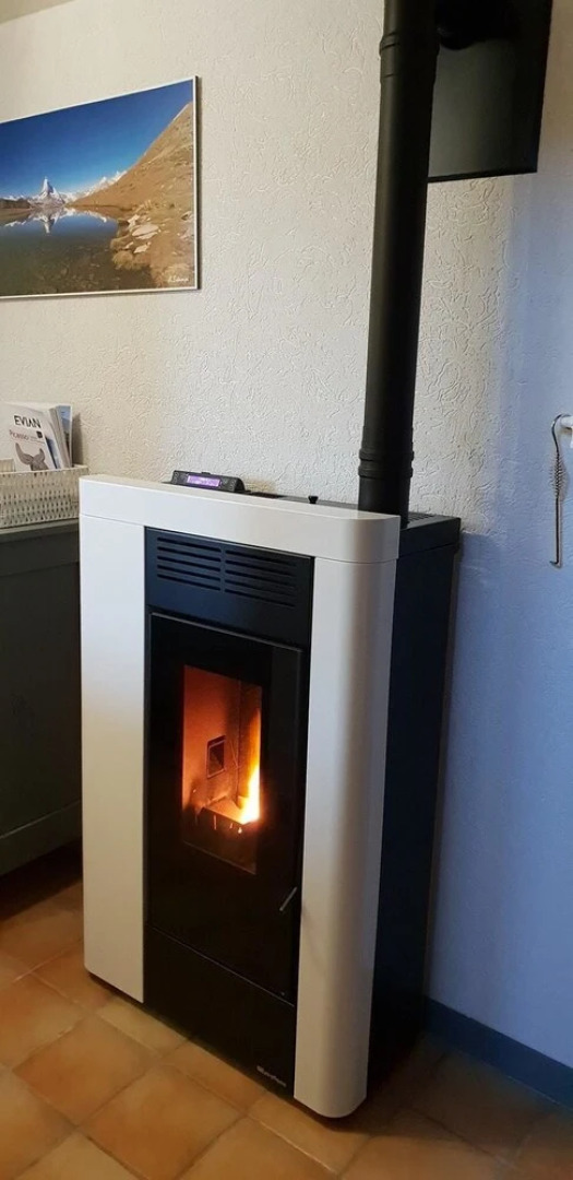 Chalet With 2 Bedrooms in Évian-les-bains, With Wonderful Mountain Vie