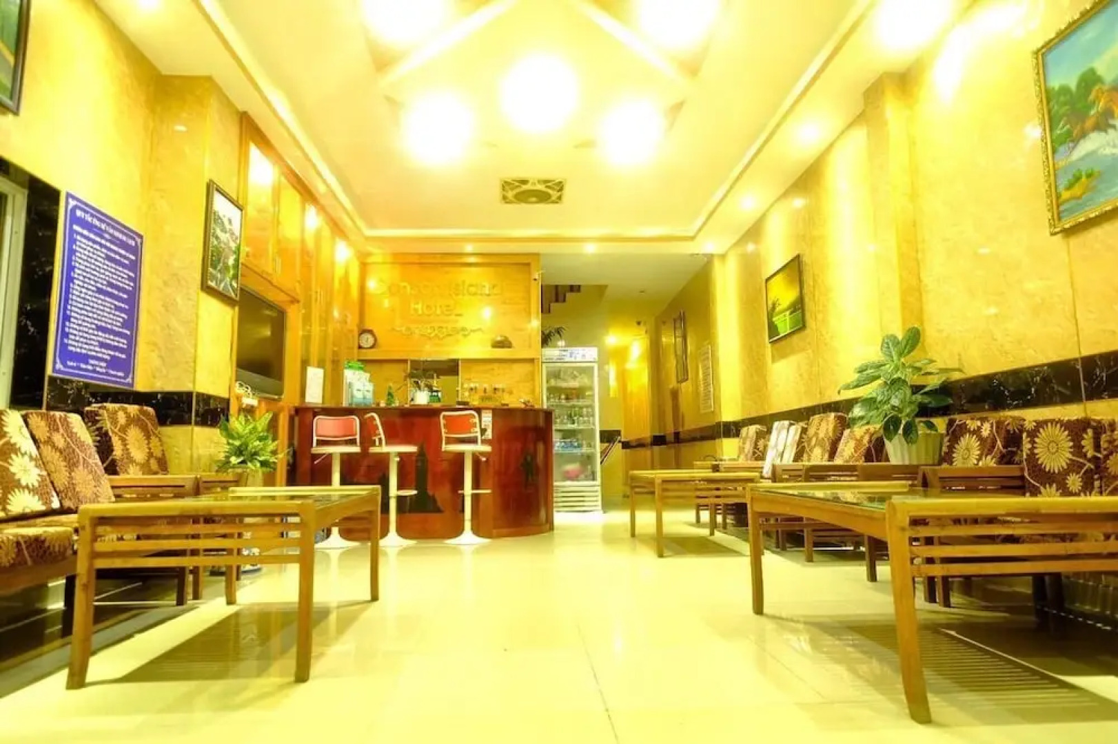 Con Son Island Hotel