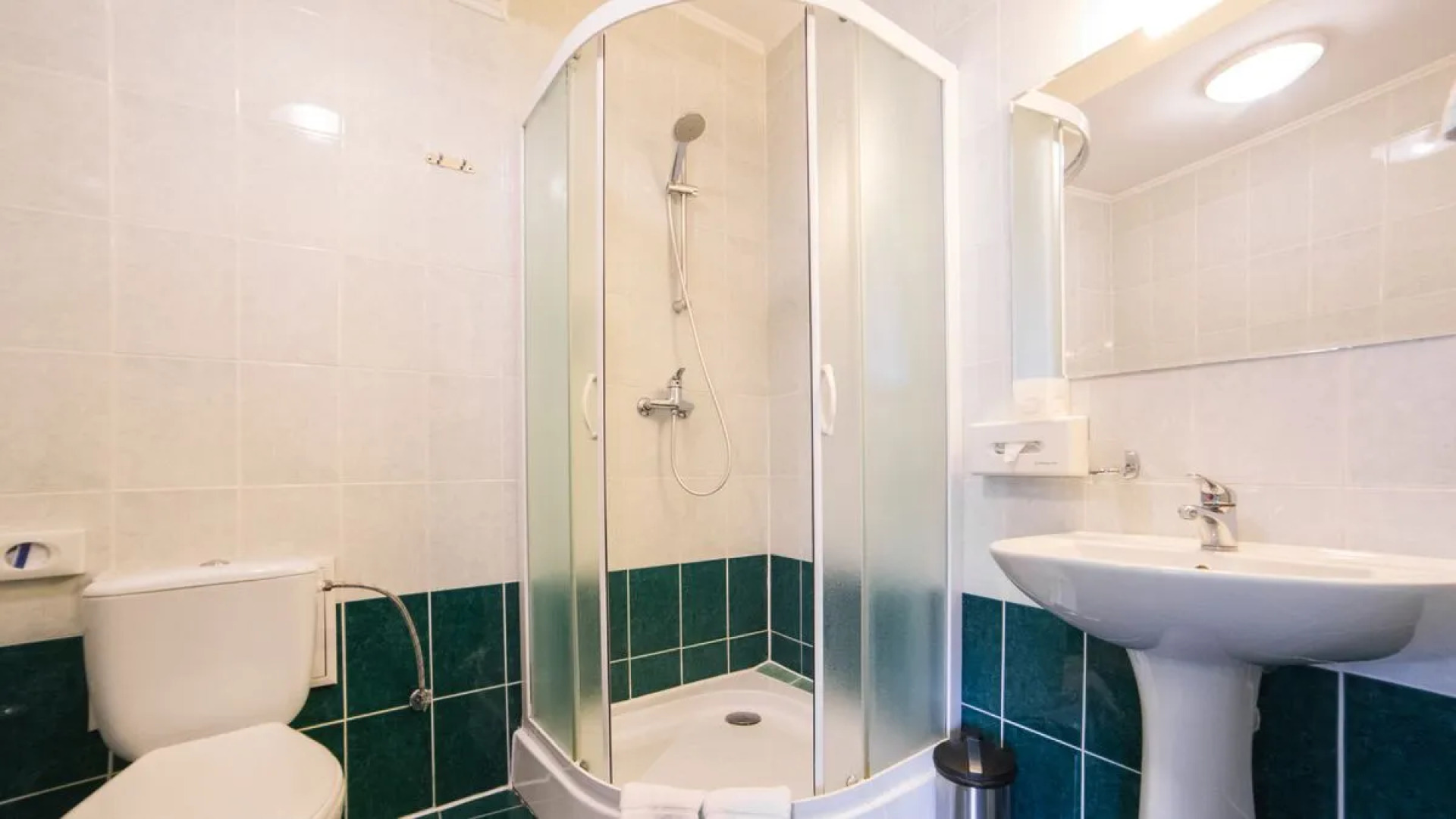 Optima Дворжец Львов