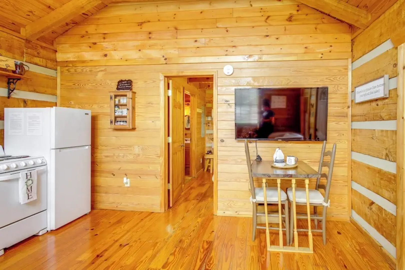 Rivers View - Cherokee Lake Cabin w/ Fire Pit!