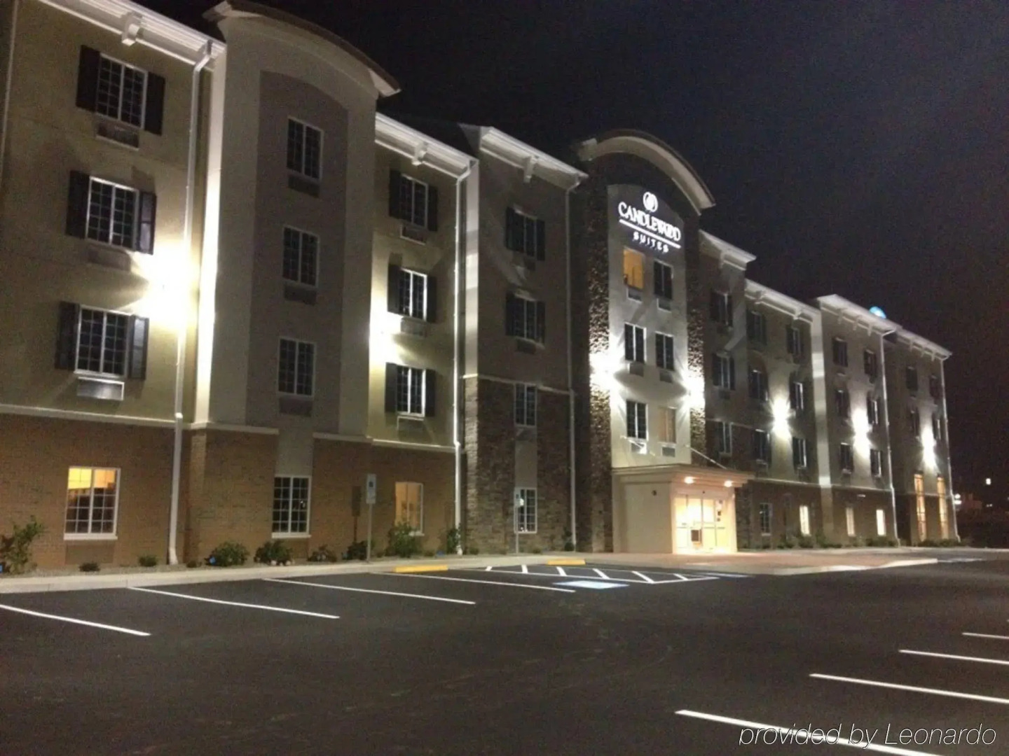 Candlewood Suites Youngstown W I-80 Niles Area by IHG