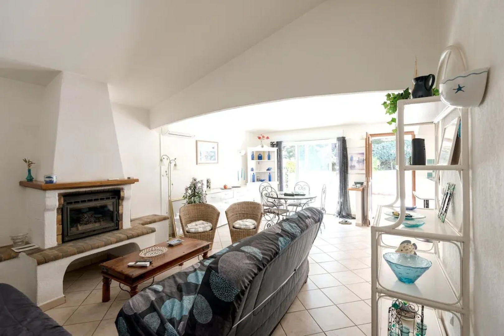 Villa With 2 Bedrooms in Ste Lucie de Porto Vecchio, With Wonderful Mo