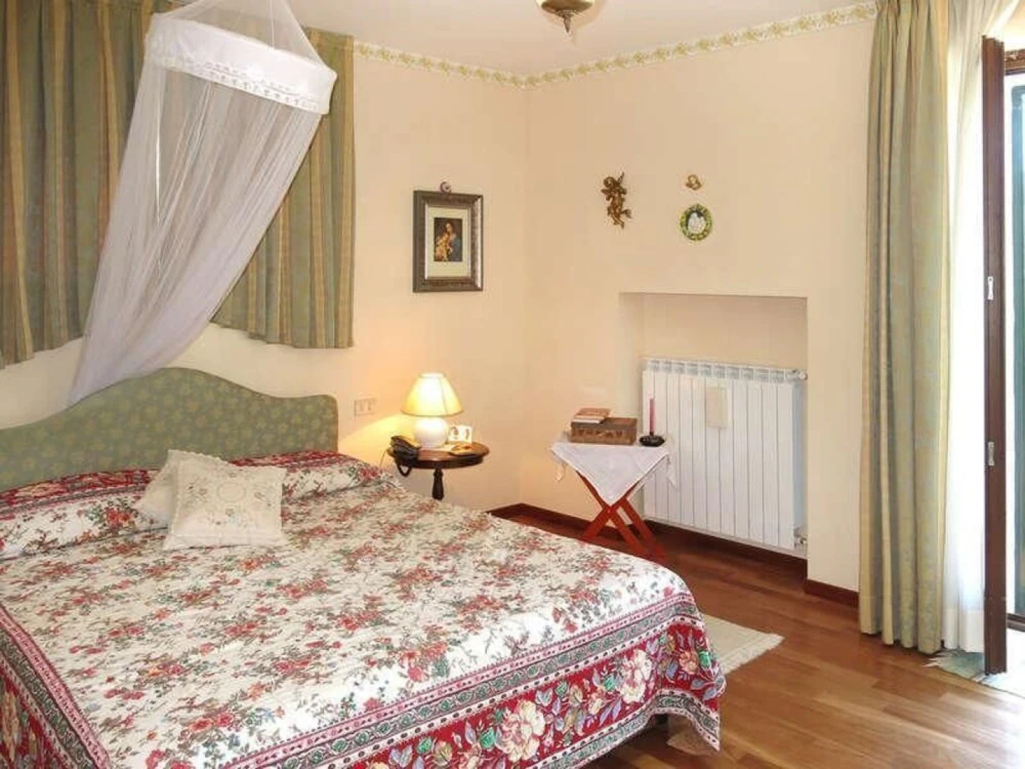 Romantica Suite