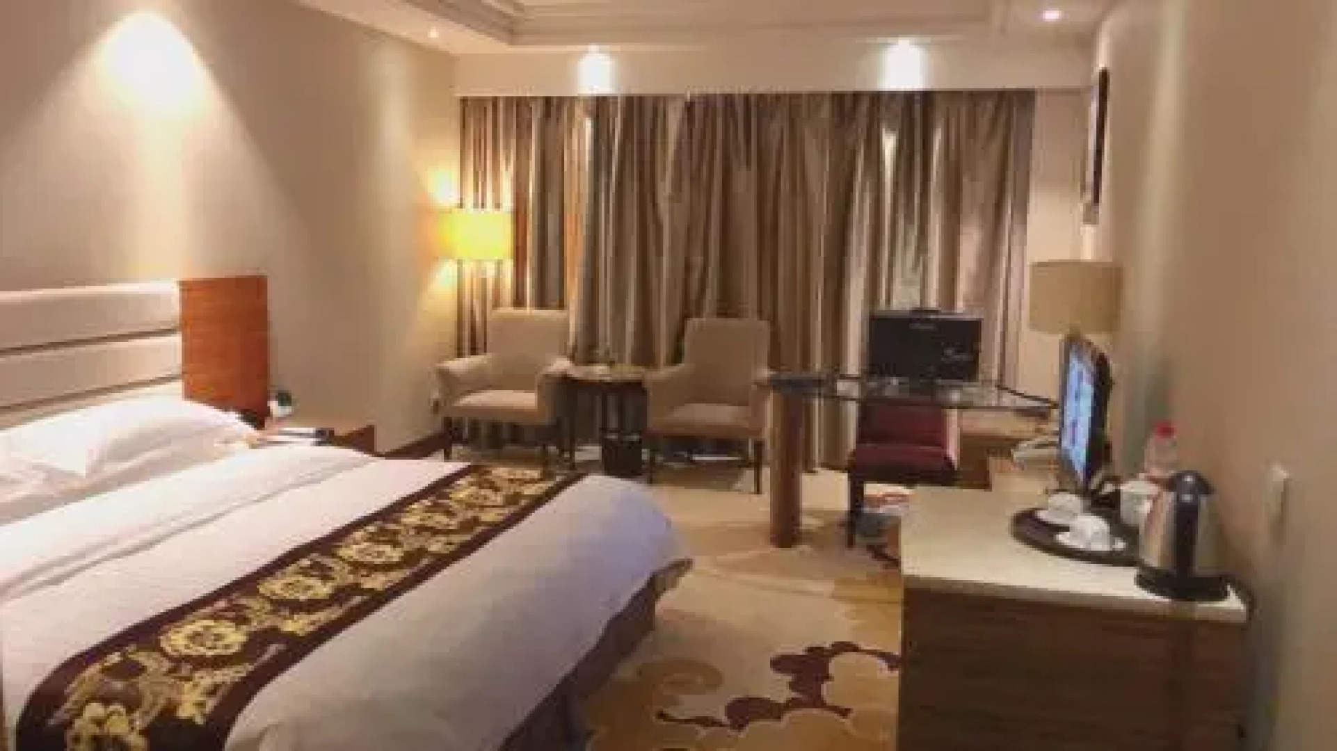 Nanyang Urban Grand Hotel