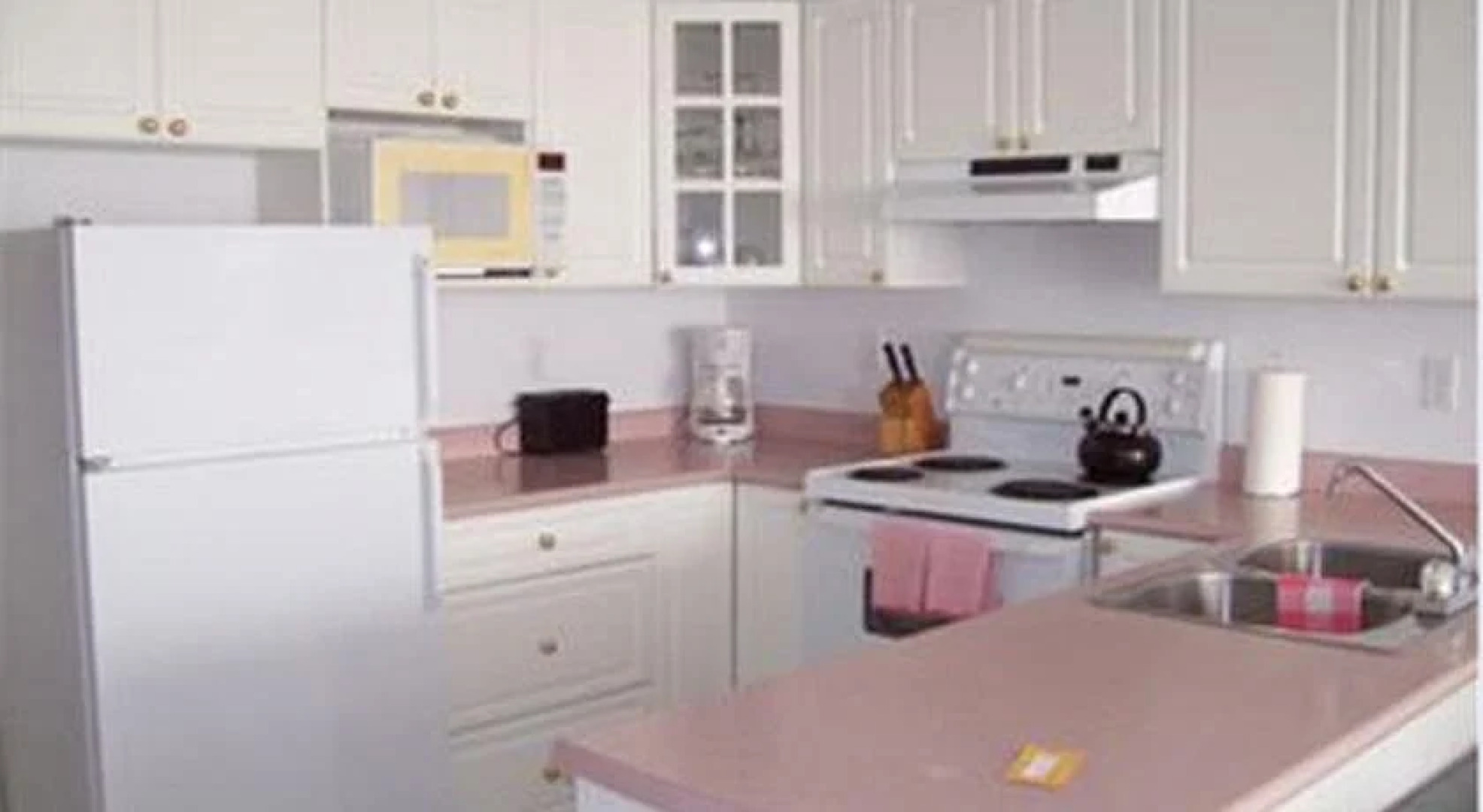 Paradise Ridge Accommodations