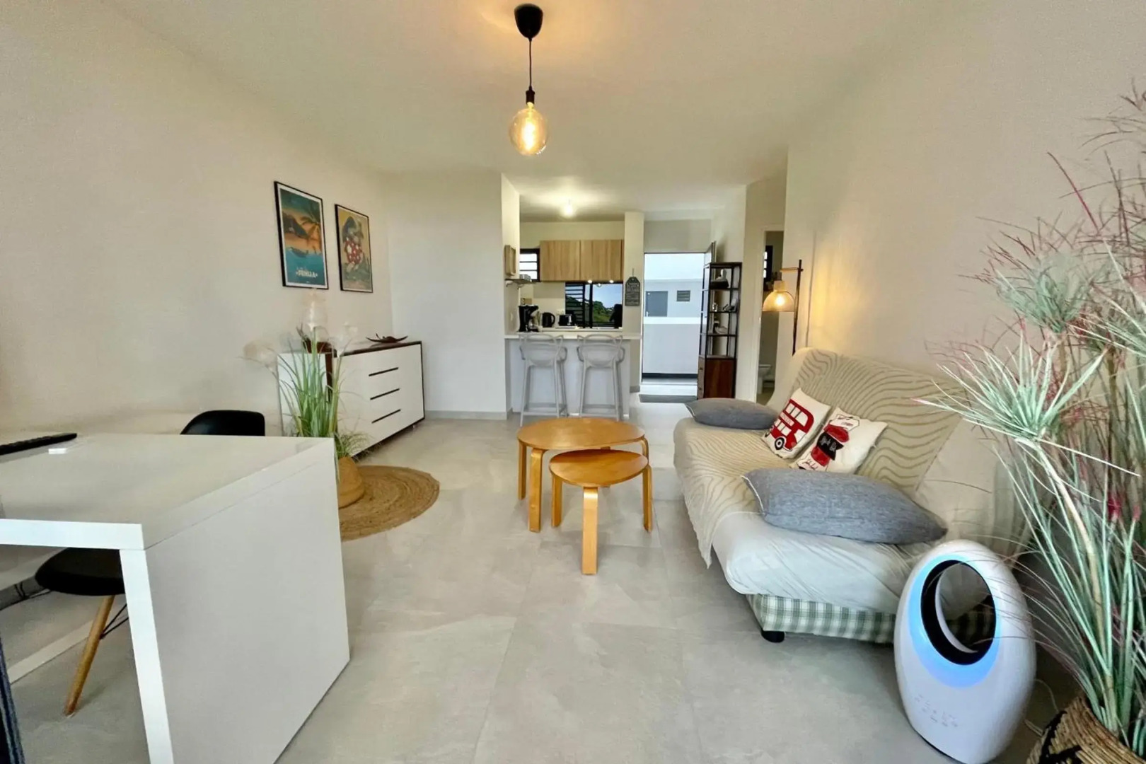 Mititai condo sea view & pool the quiet place near the airport