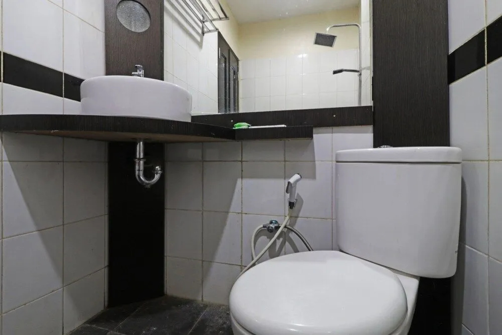 Kampung Wisata Tigadara Hotel & Resort