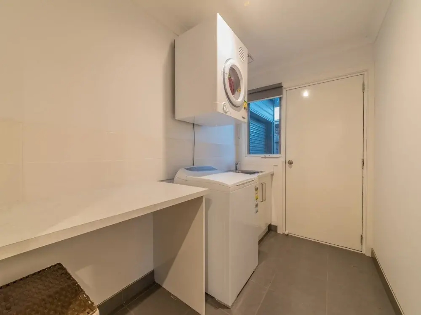 7 Boardwalk Lakeside in Cowes