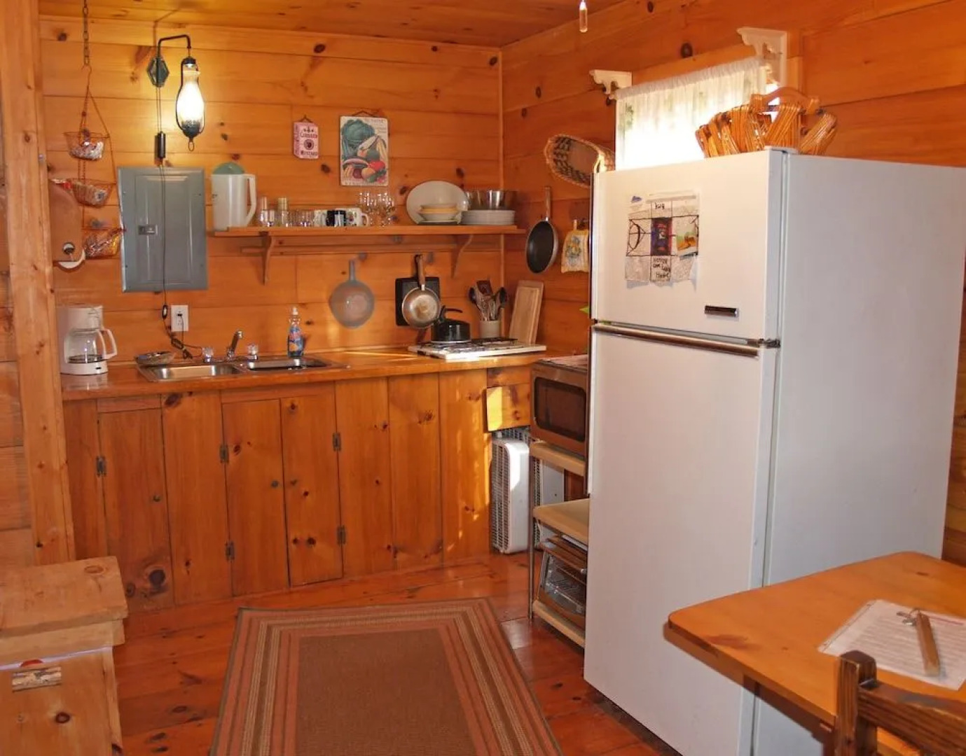 Henson Cove Place B&B with Cabin