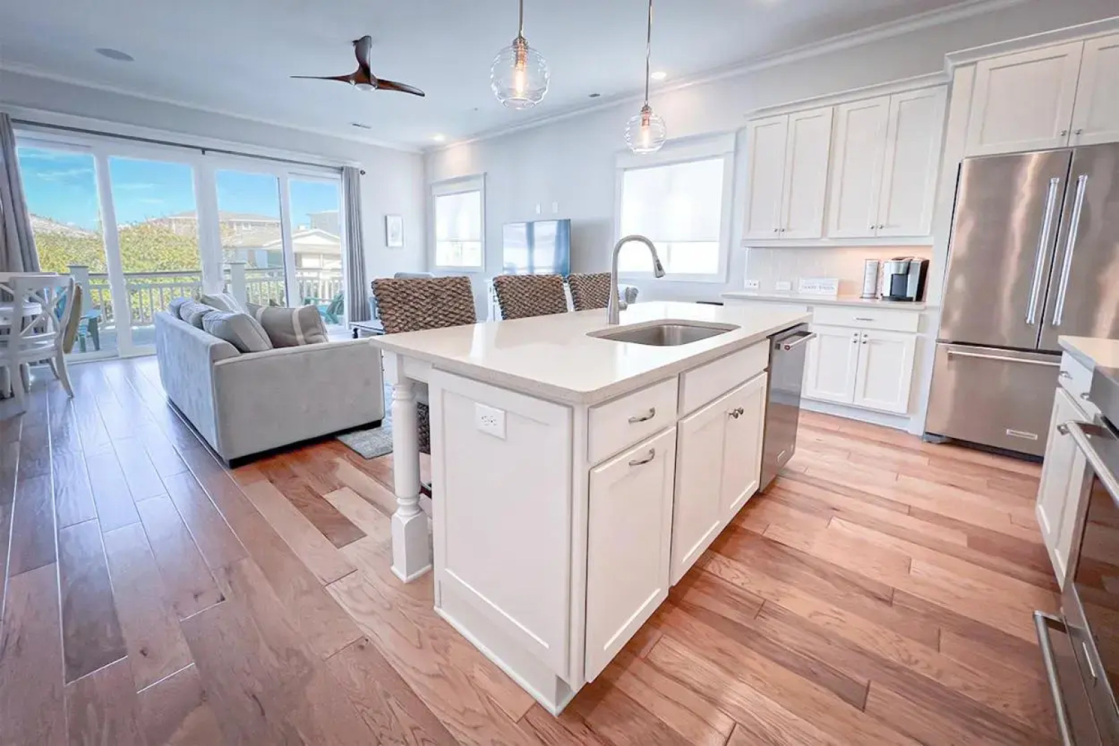 Beach Bubble Bungalow by Sea Scape Properties