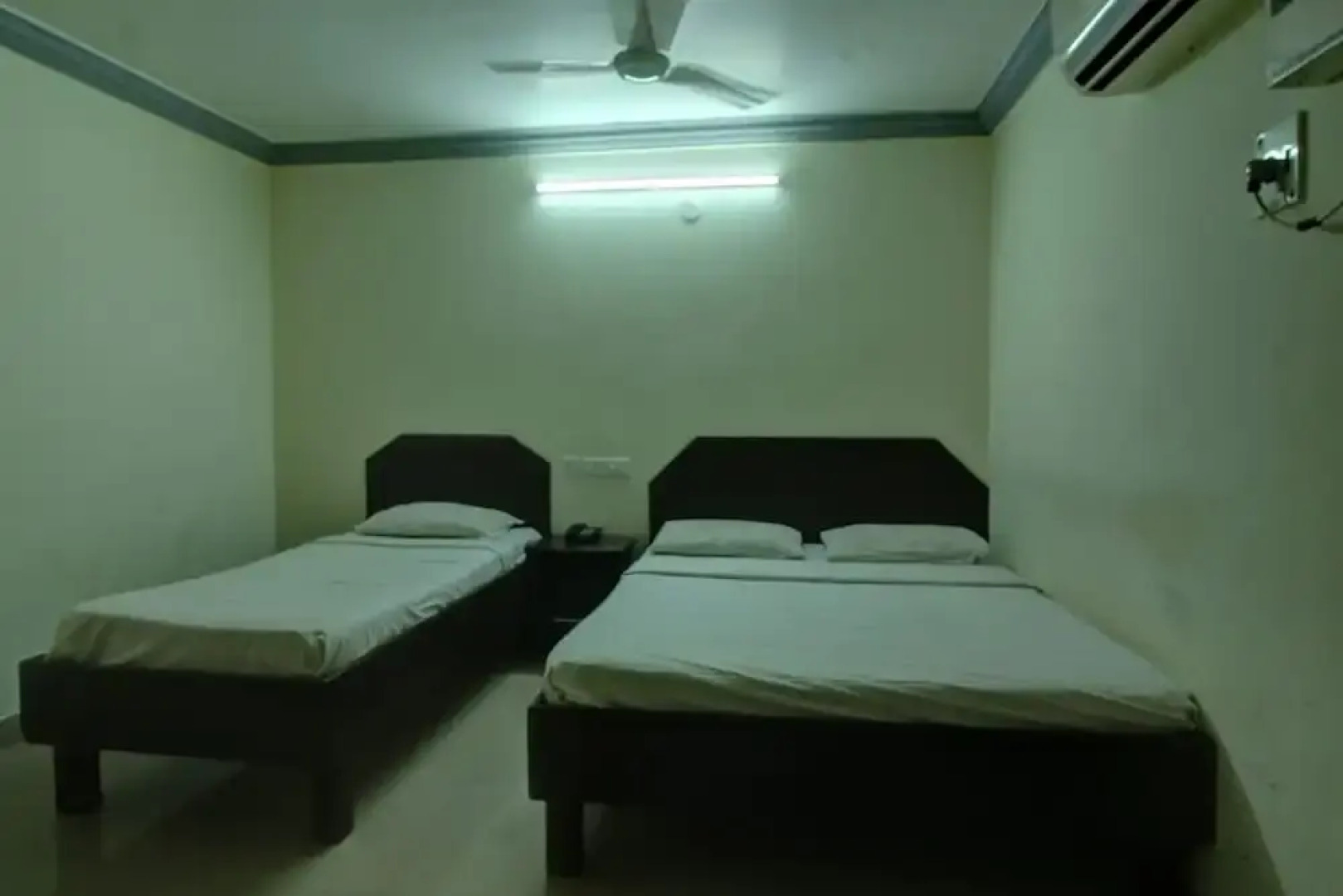 Vasantham Inn By OYO Rooms