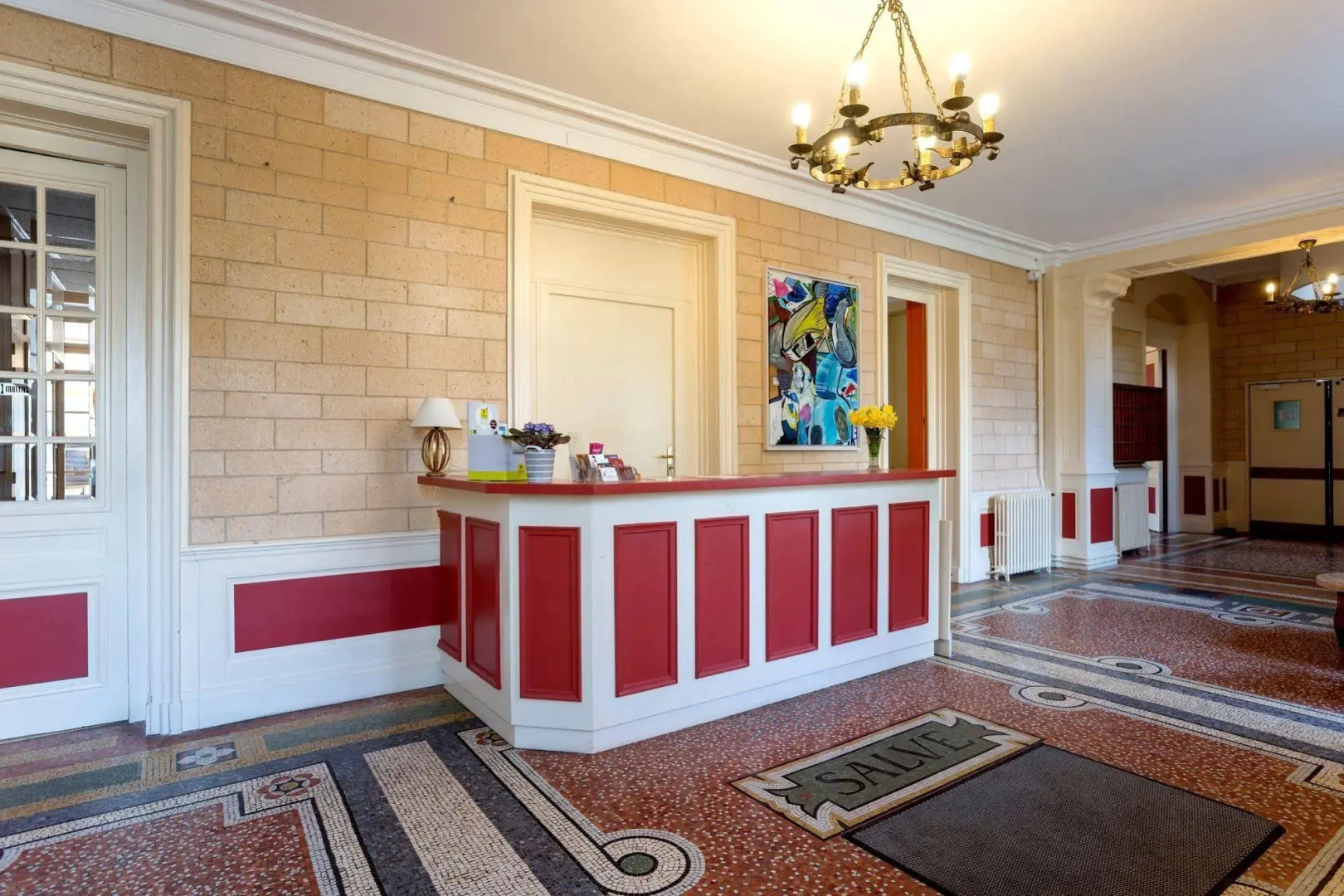 Domaine des Cèdres : Logis Hôtel, Résidence, Gîtes et Insolites