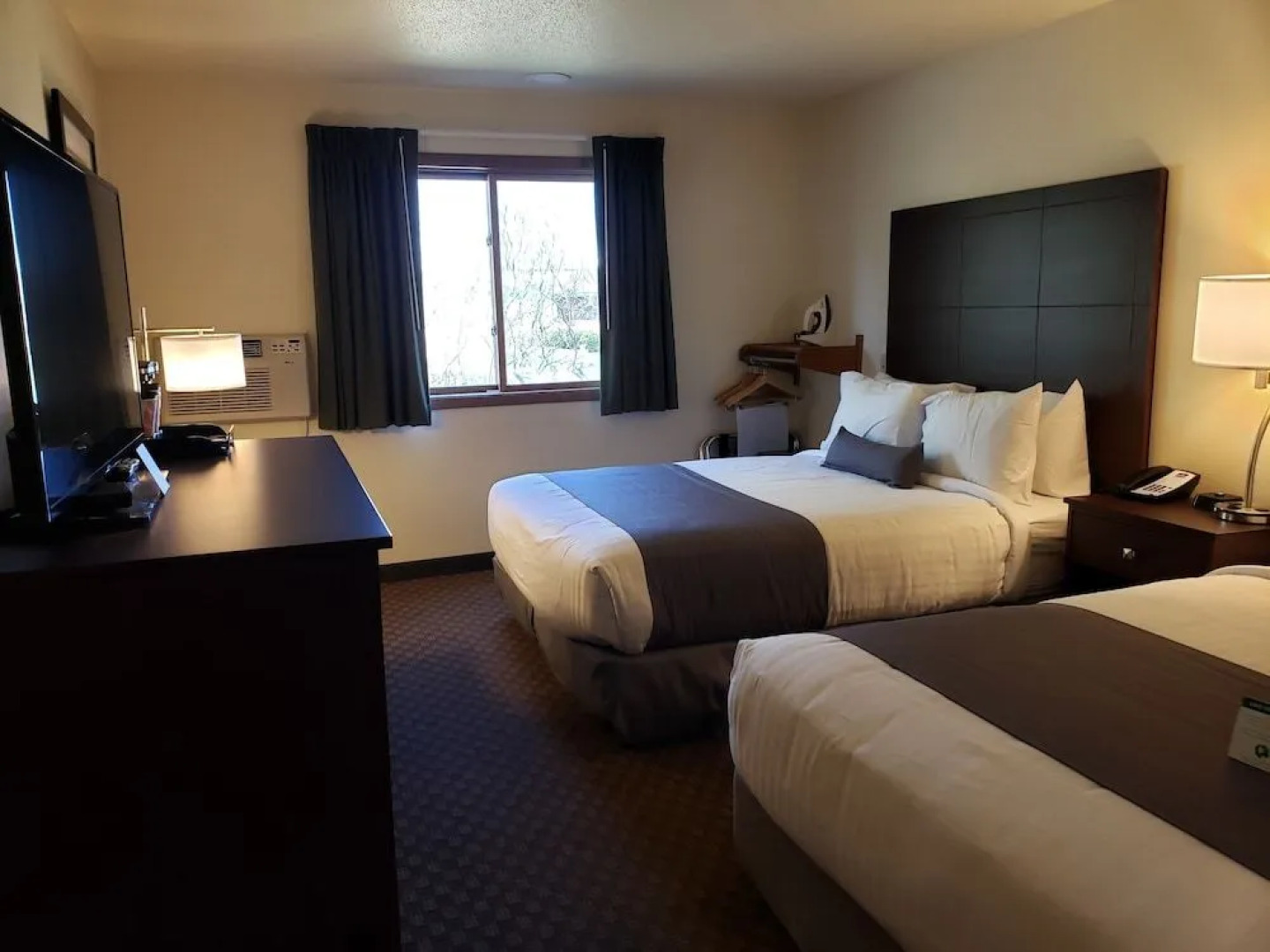 Cobblestone Inn & Suites - Merrill