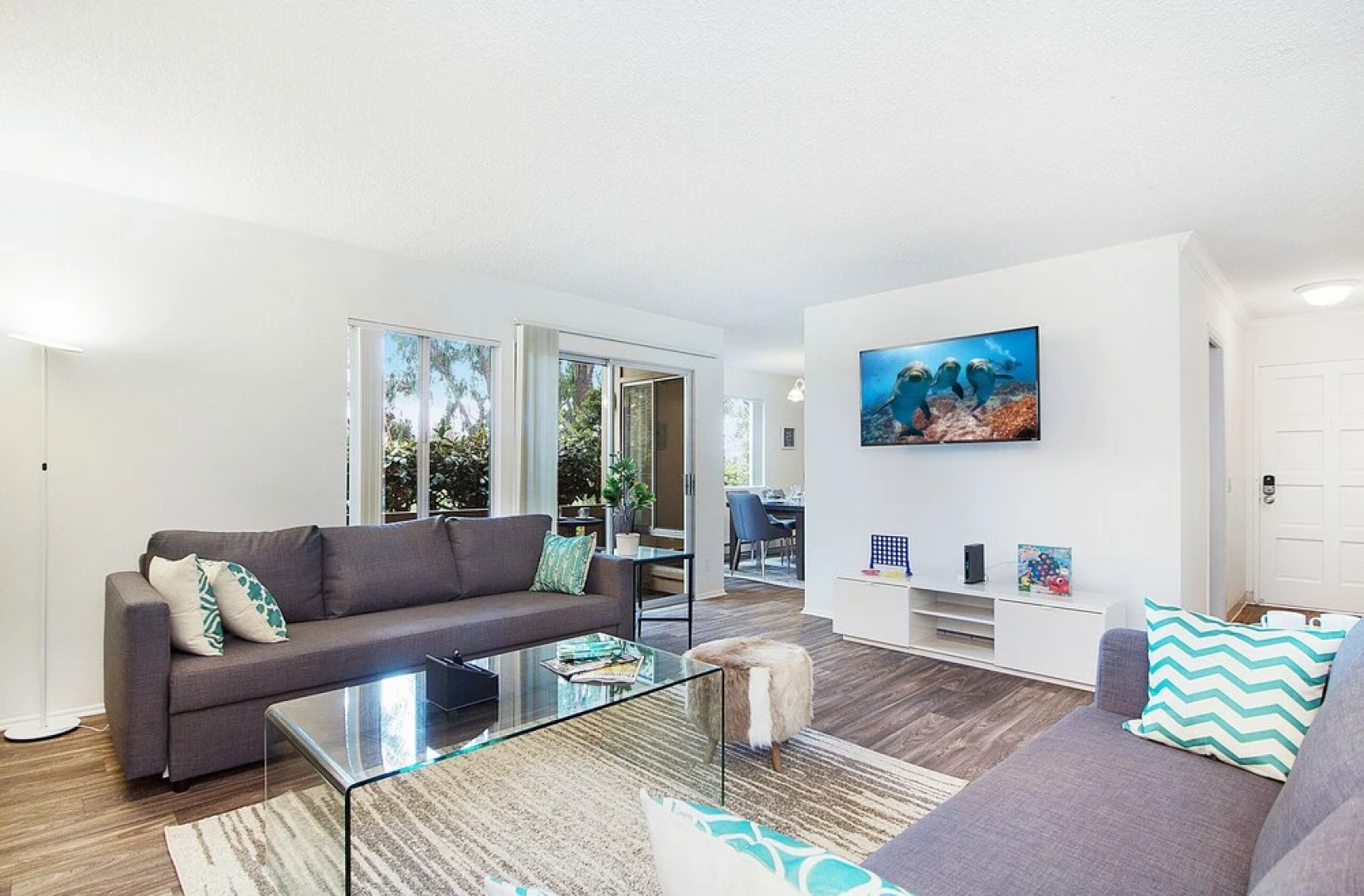 NEW - Private Entrance 2BR/BATH Next To Ritz Carlton Laguna - Walk To Beach! (MB3)