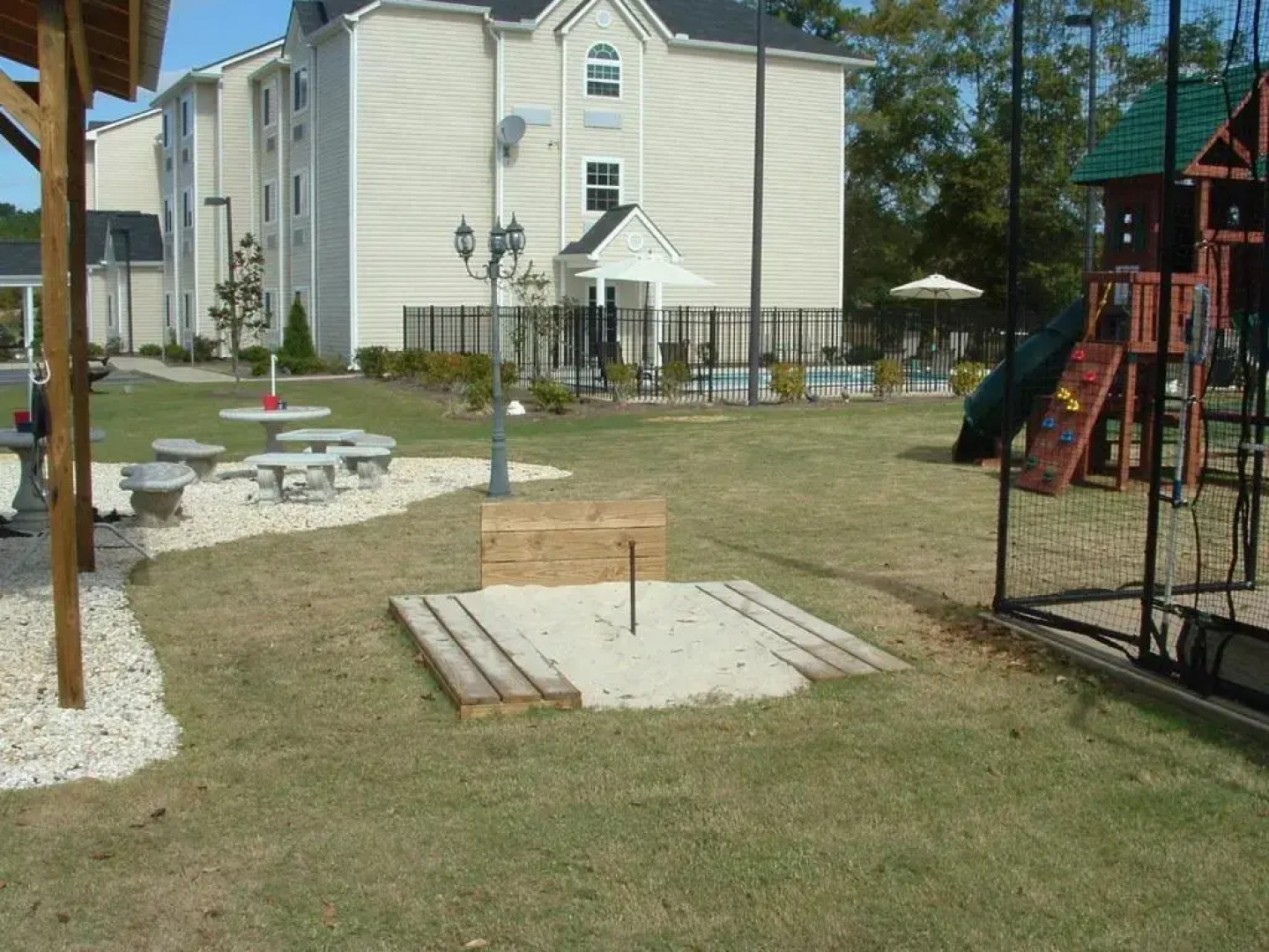 Microtel Inn & Suites Ozark