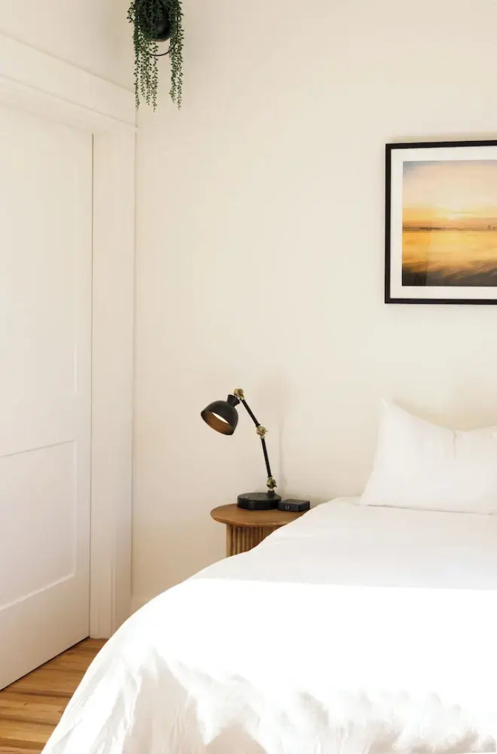 The Historic Schoolhouse Inn