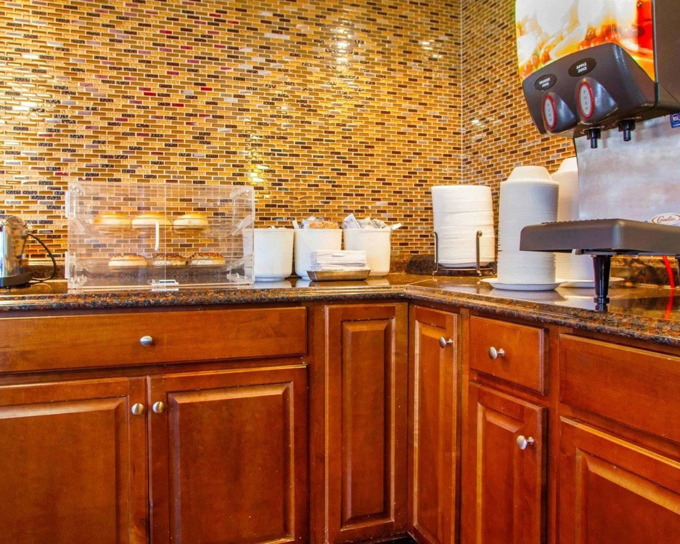 Rodeway Inn Meadowlands