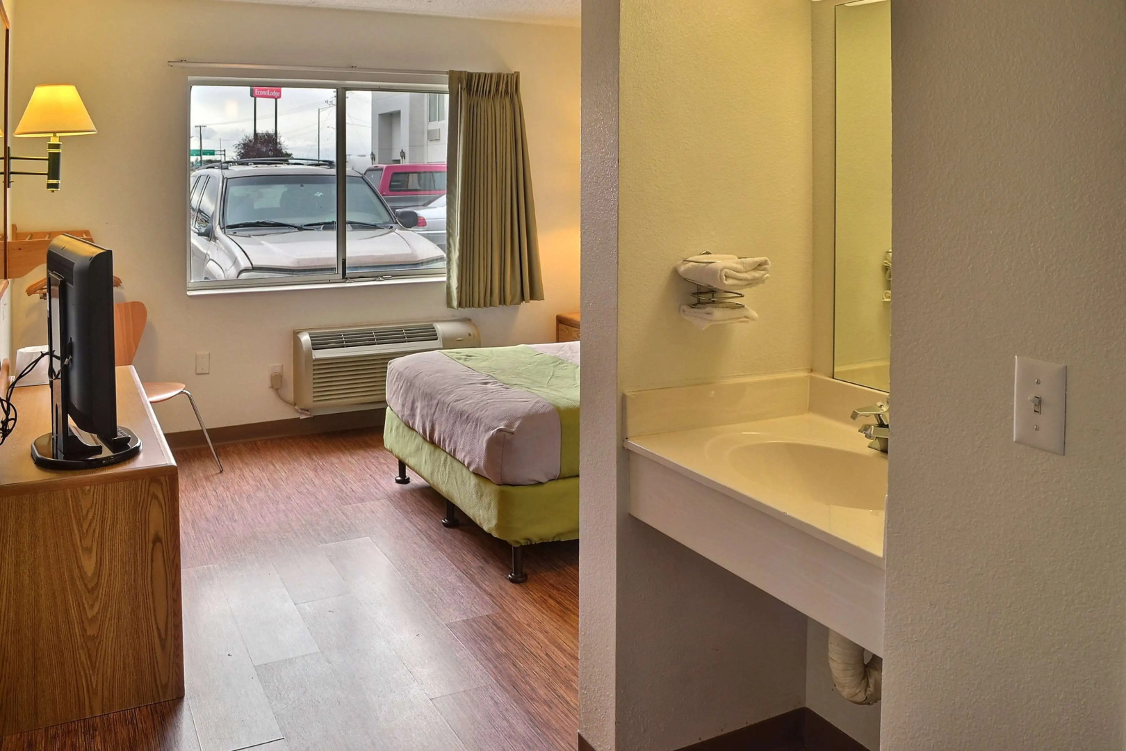 Motel 6 Billings, MT - North