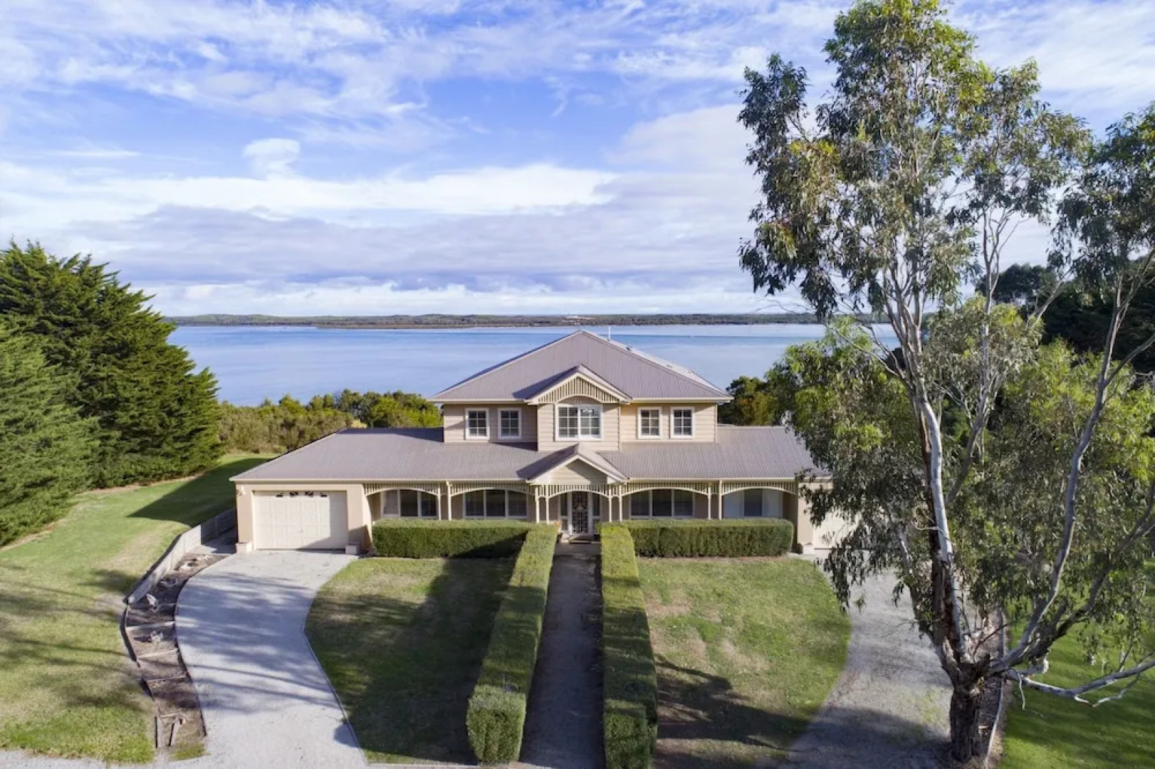 Waterview Estate - Free Wifi, Amazing Ocean Views