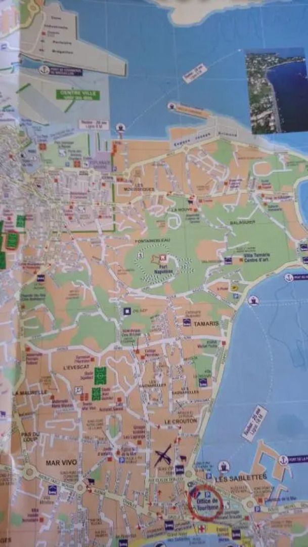 Appartement 4 personnes 5mn plage Piscine wifi parking