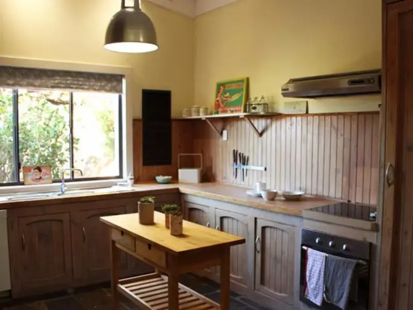 Bickley Valley Cottage