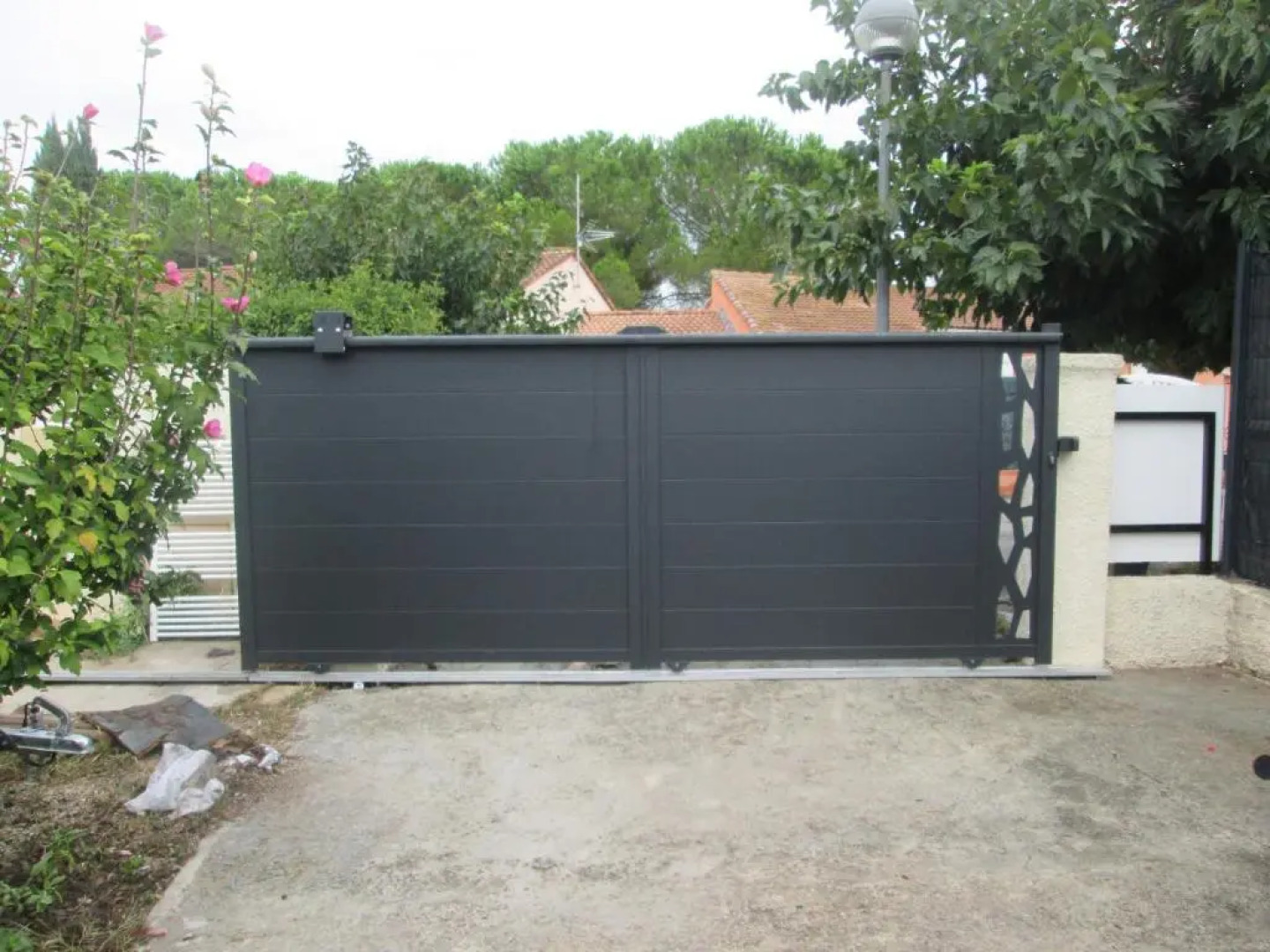 STUDIO Climatisé 4 Personnes 27 M2 + Terrasse 15 M2 + Piscine et Pétanque