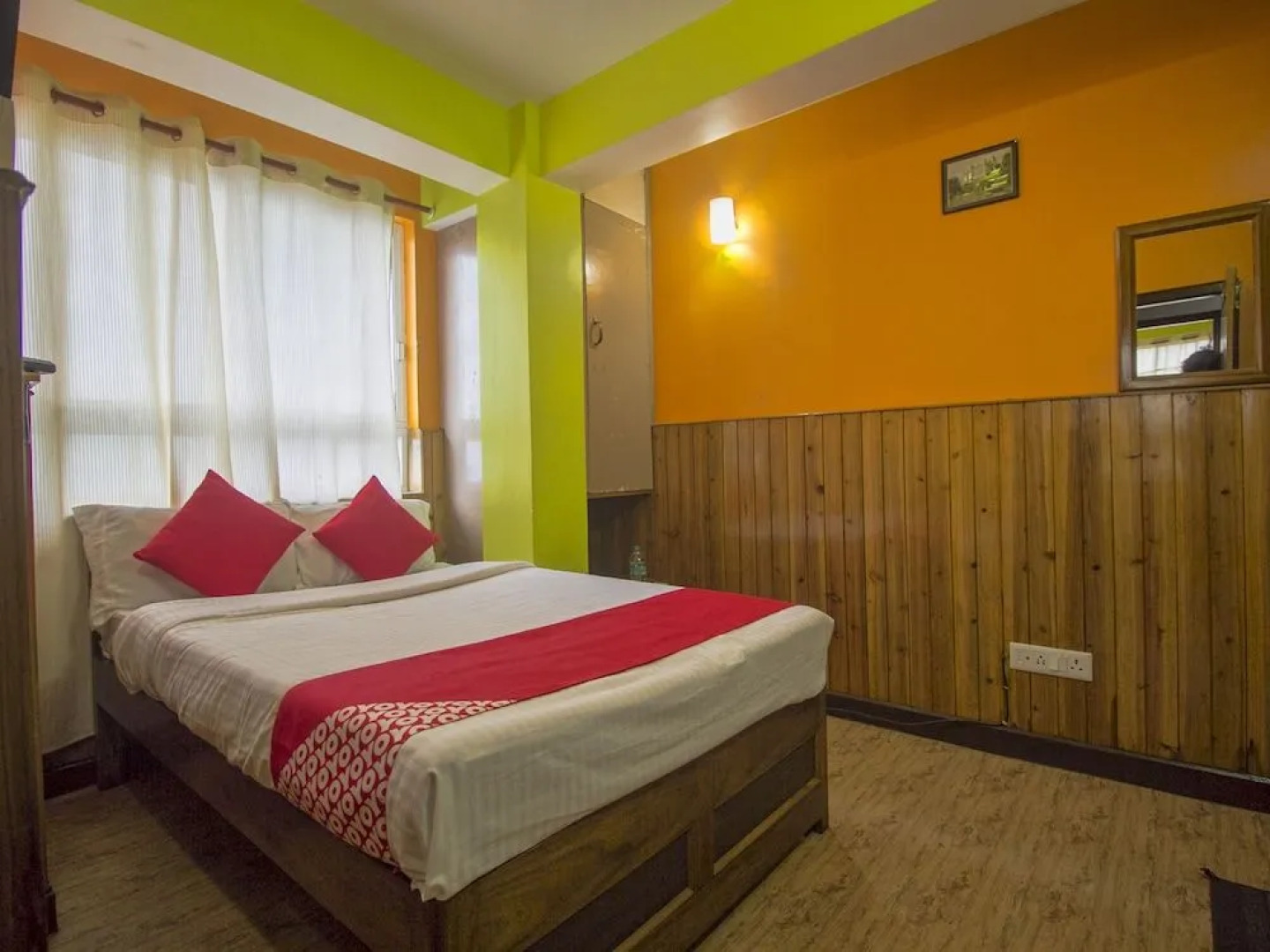 OYO 18904 Atithi Guest House