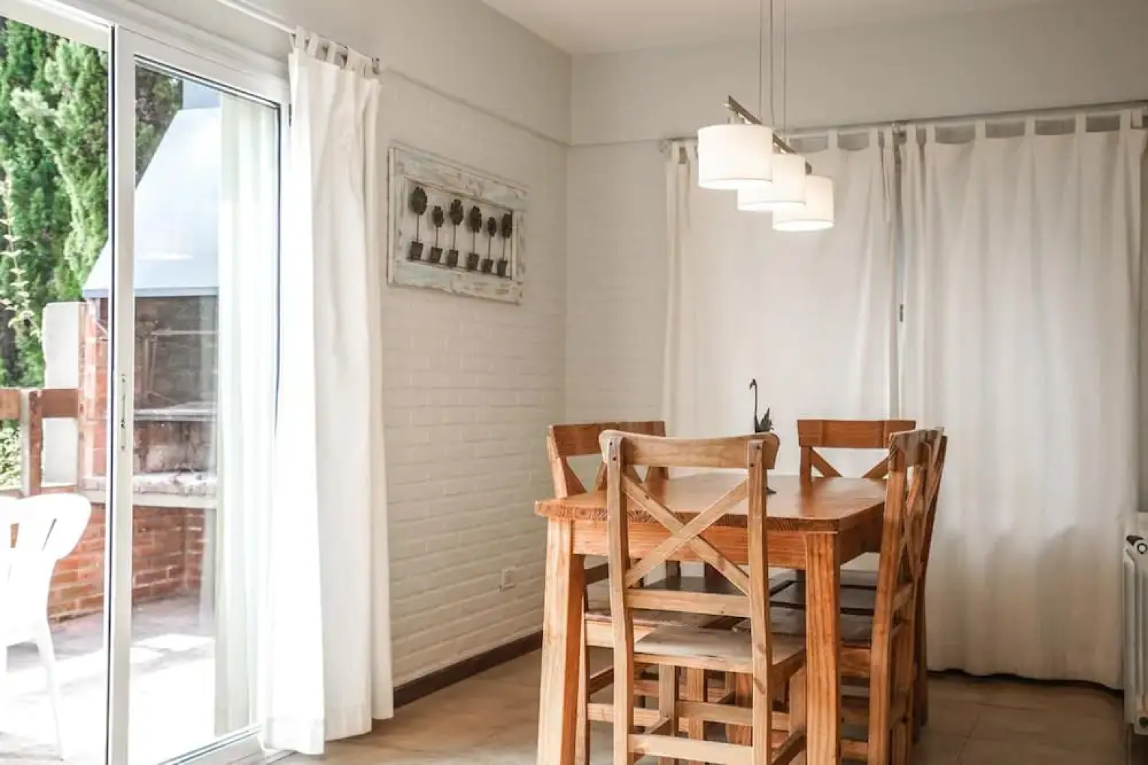 Valeria House Rental Suites