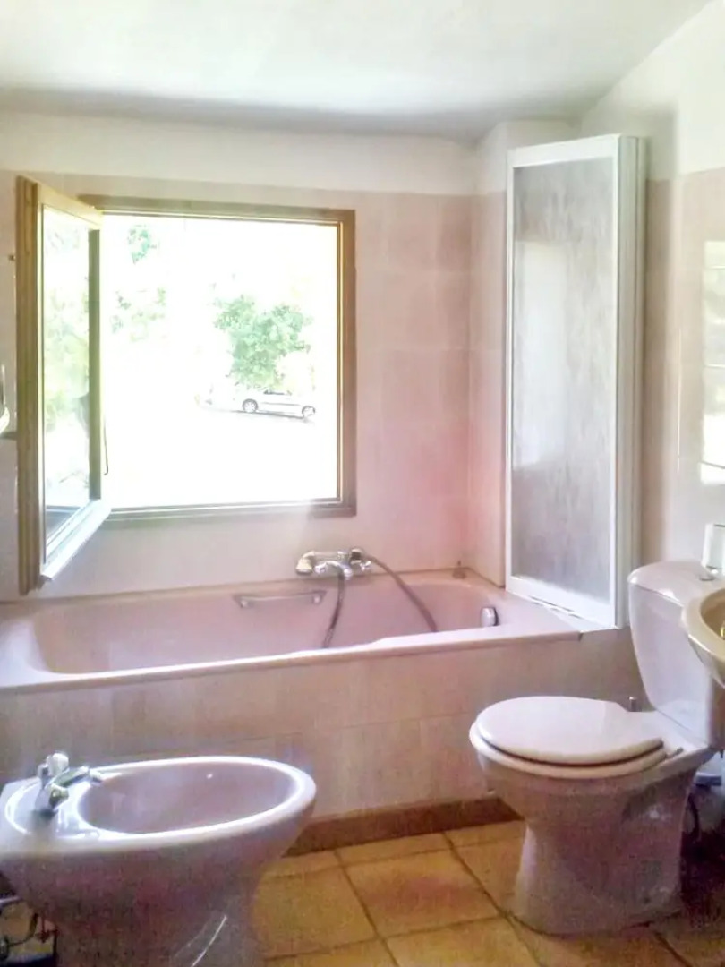 House With 4 Bedrooms in Figari, With Wonderful sea View, Private Pool