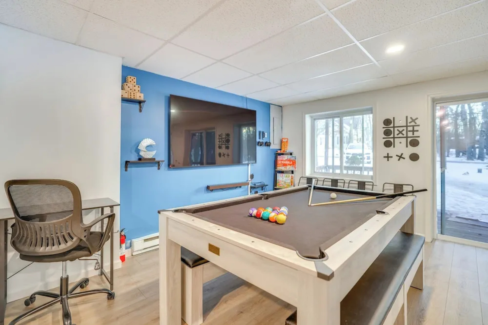 < 7 Mi to Slopes: Inviting Pocono Mtn Retreat!