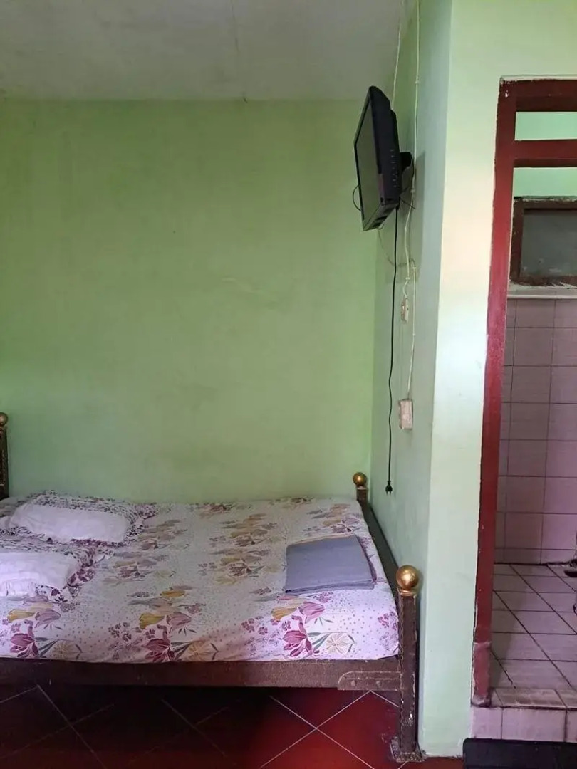 Wisma & Kantin Amanda by ZUZU