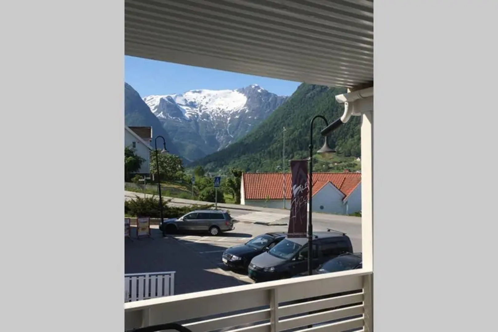 Balestrand Fjordapartments Holmen 19A