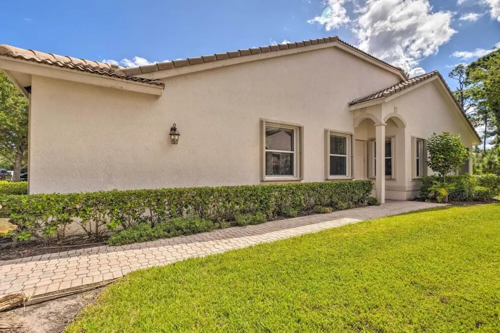 Port St Lucie Townhome - 1 Mi to PGA Village!