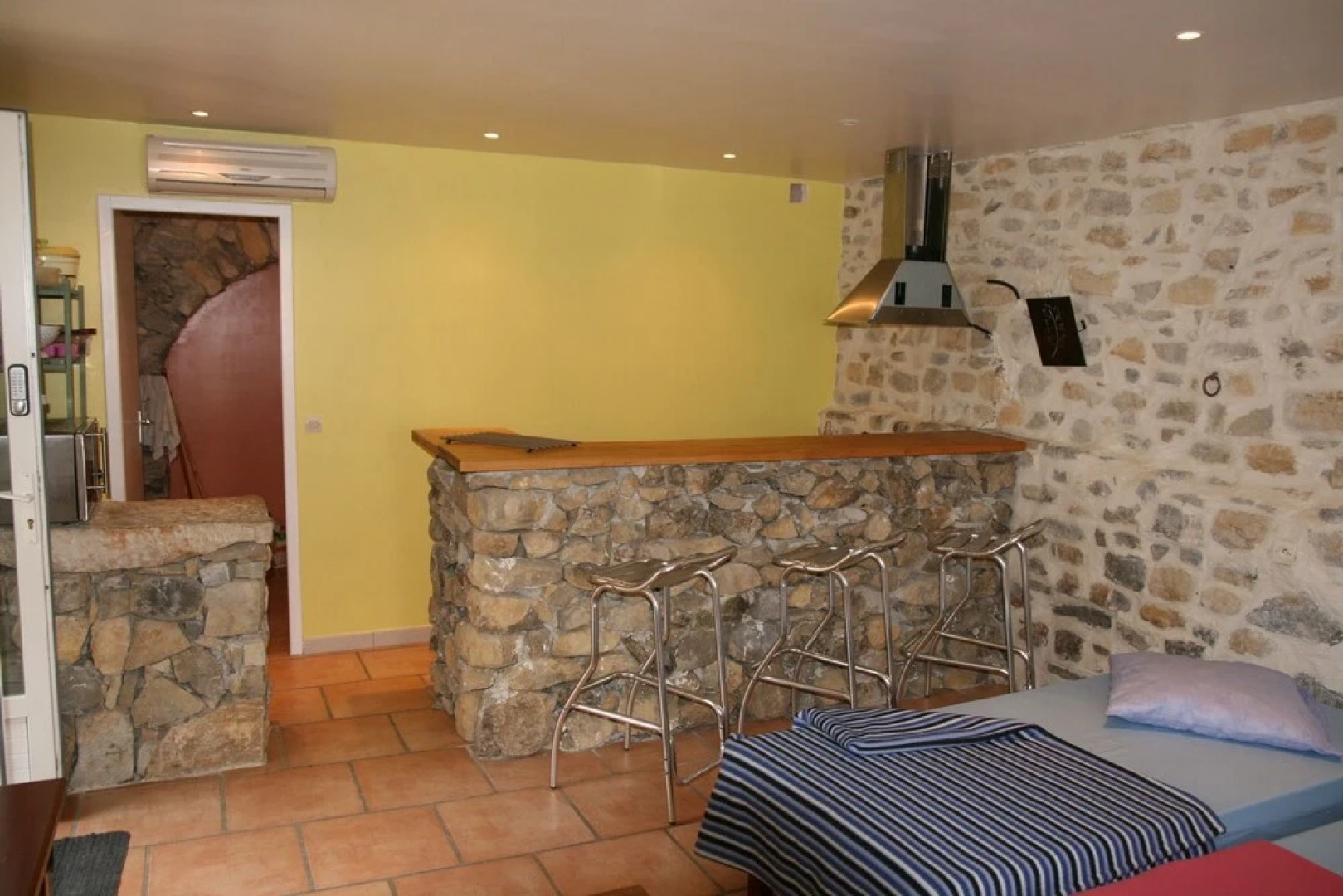 Studio in Grospierres, With Wonderful Mountain View, Pool Access, Encl