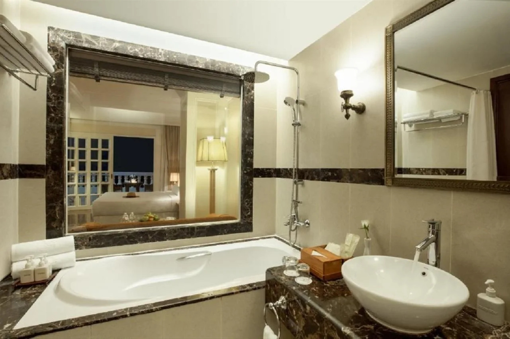 Sunrise Nha Trang Beach Hotel & Spa