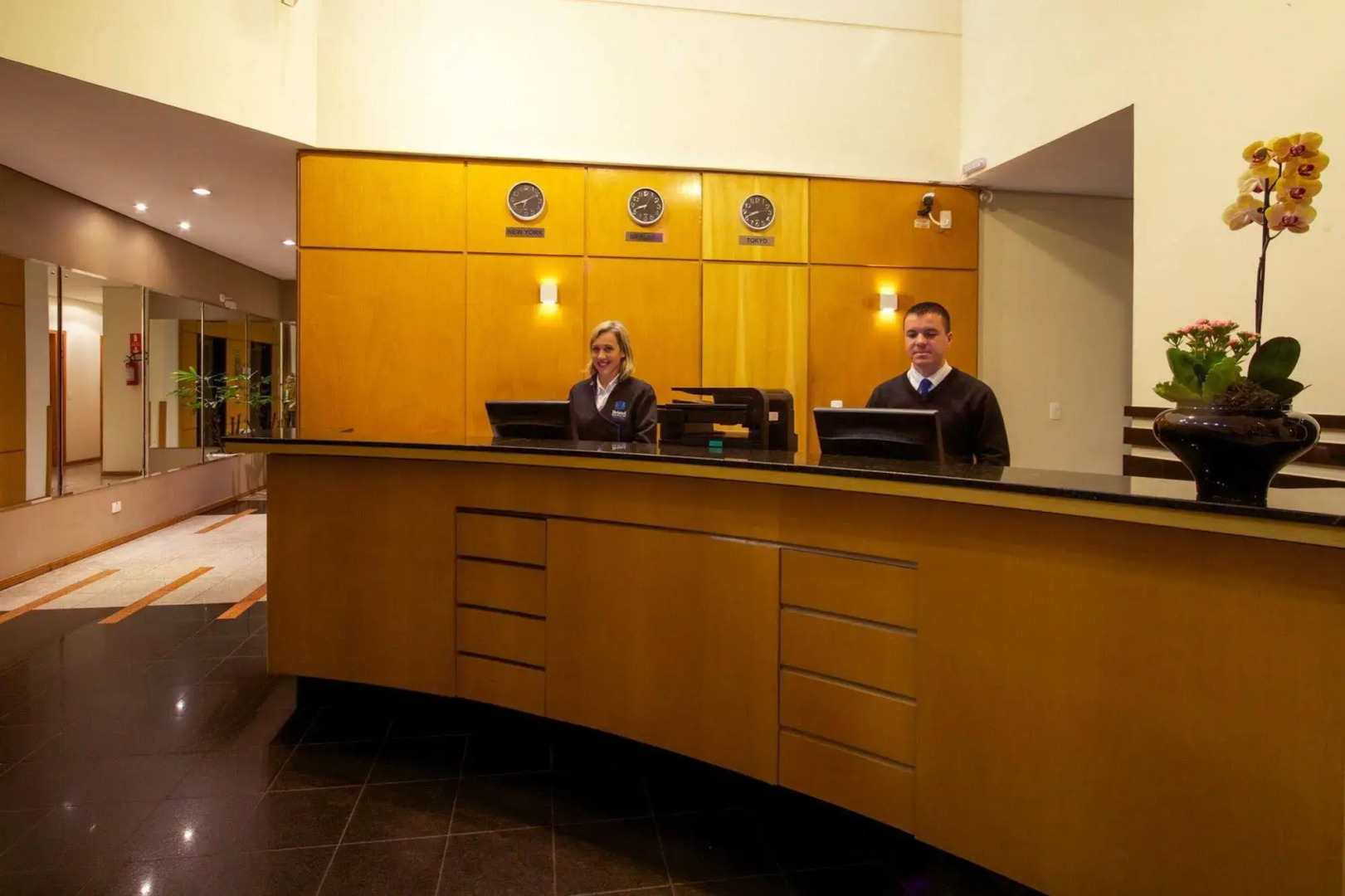 Bristol Centro Cívico Multy Hotel