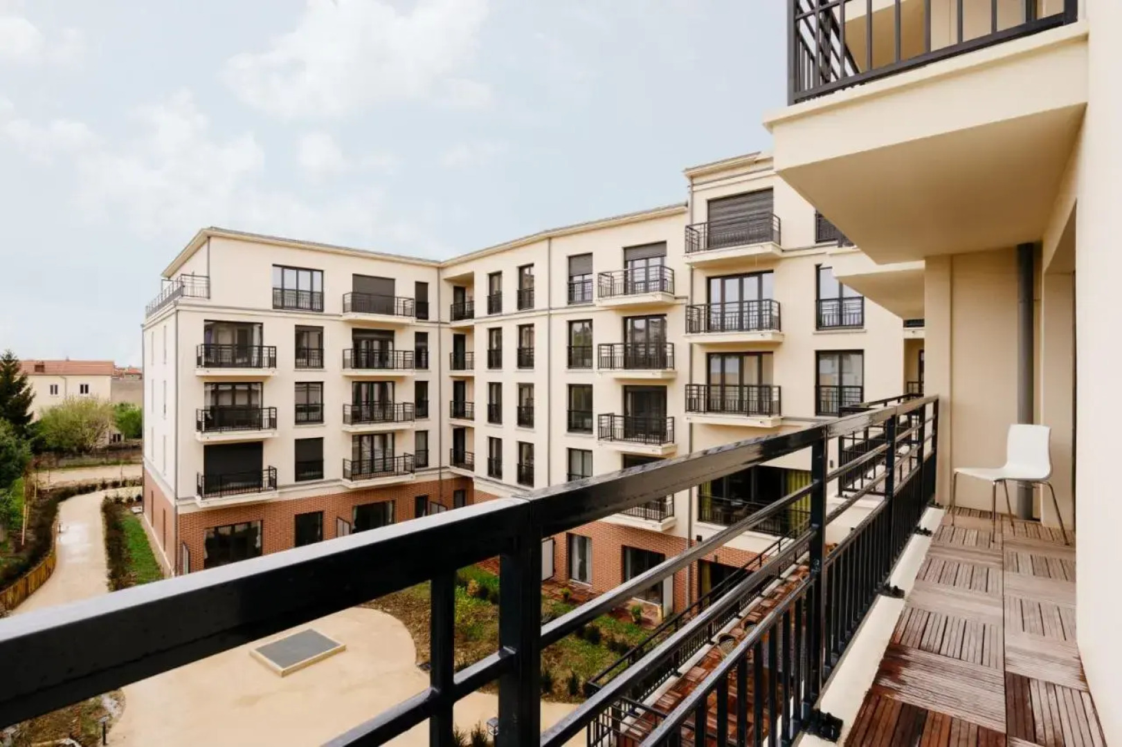 Edgar Suites Châtillon